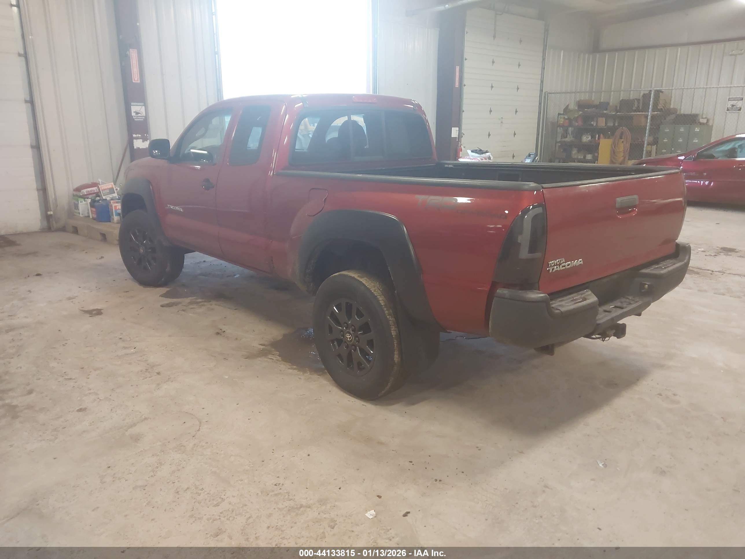 TOYOTA TACOMA image 3