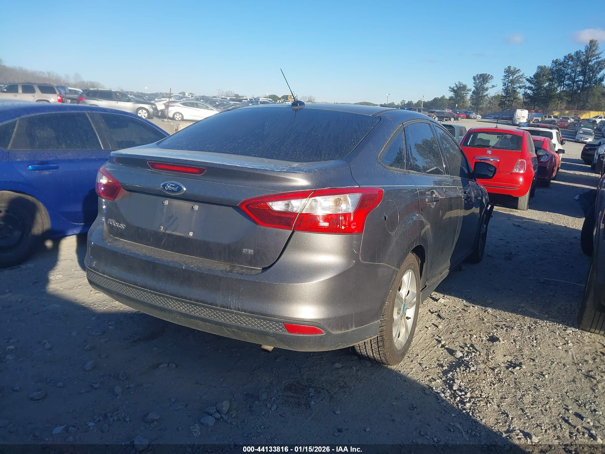 FORD FOCUS image 4
