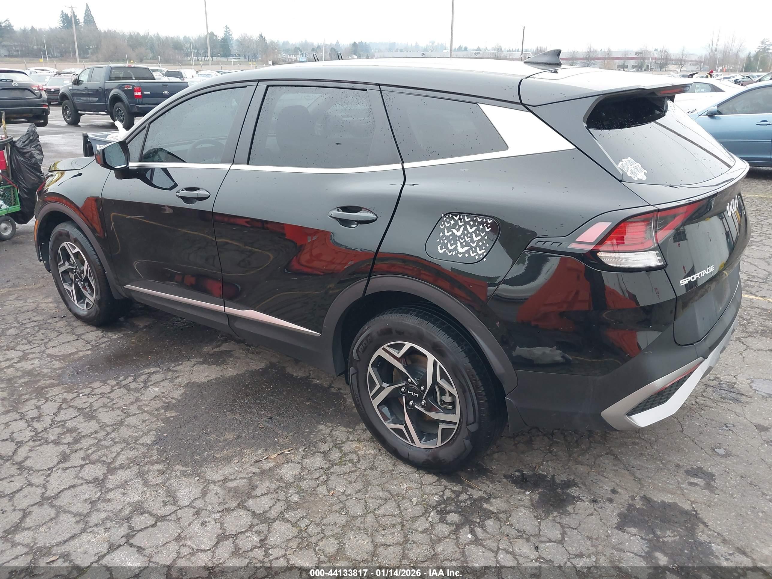 KIA SPORTAGE image 3