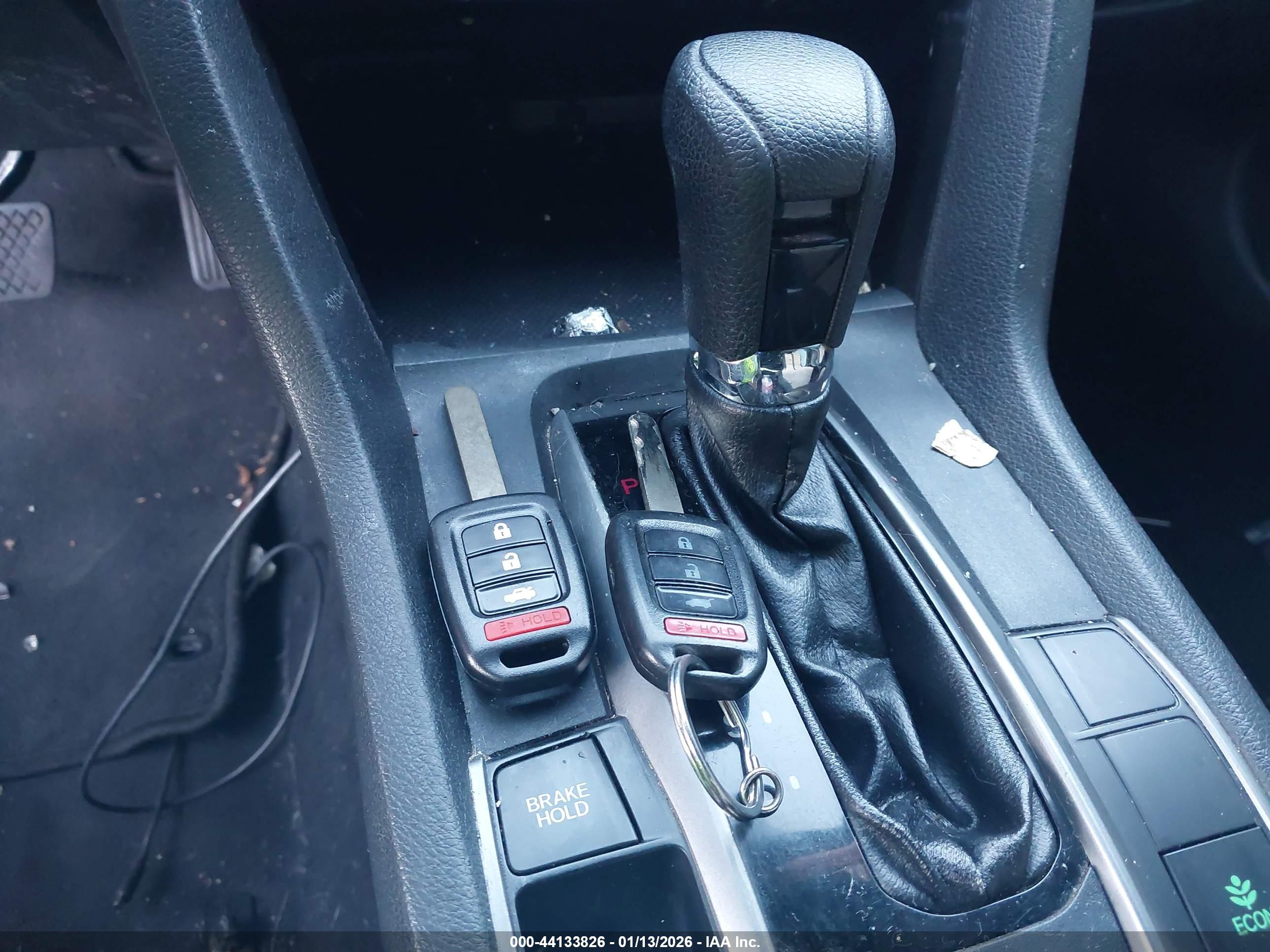 HONDA CIVIC image 11