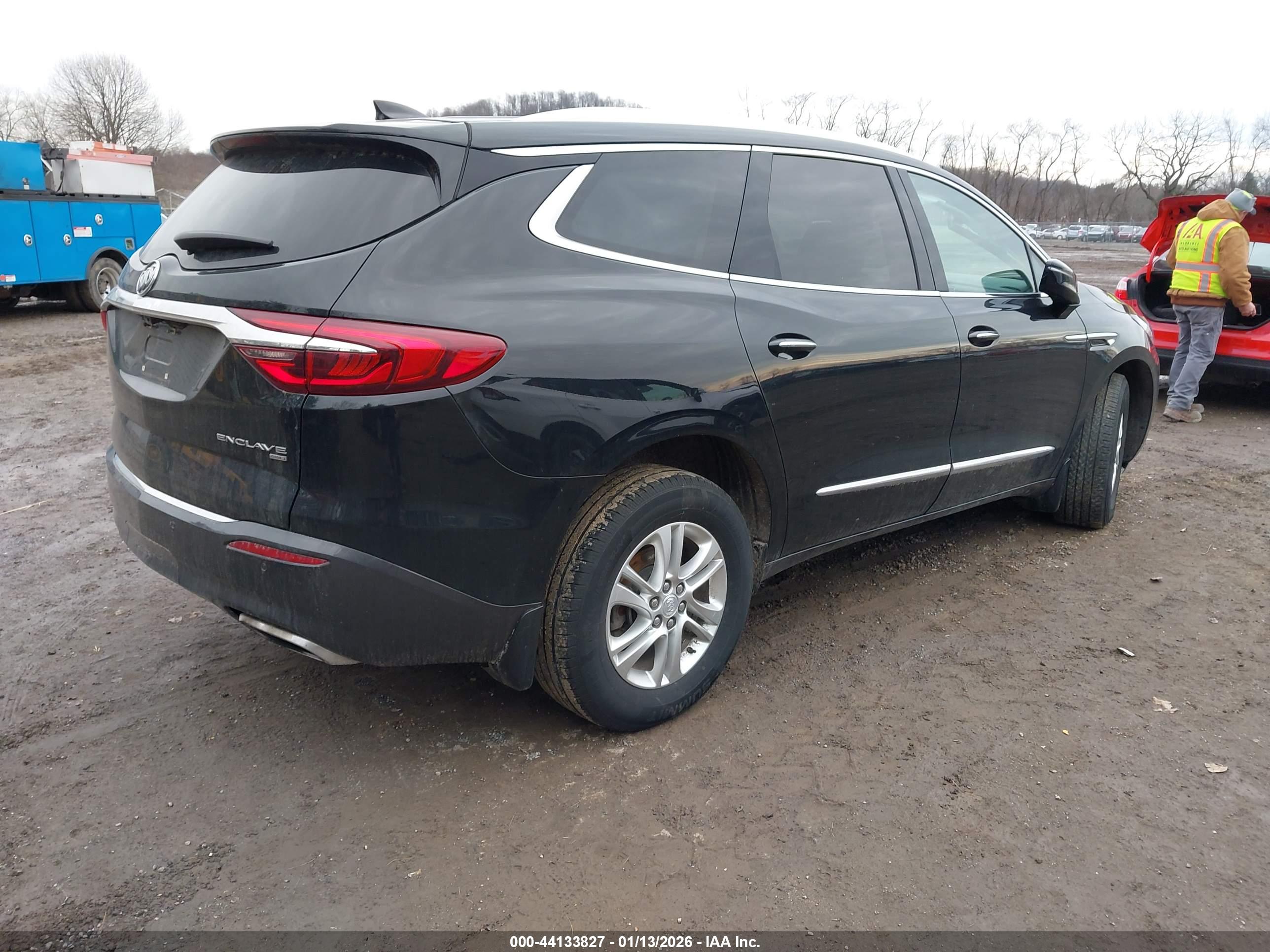 BUICK ENCLAVE image 4
