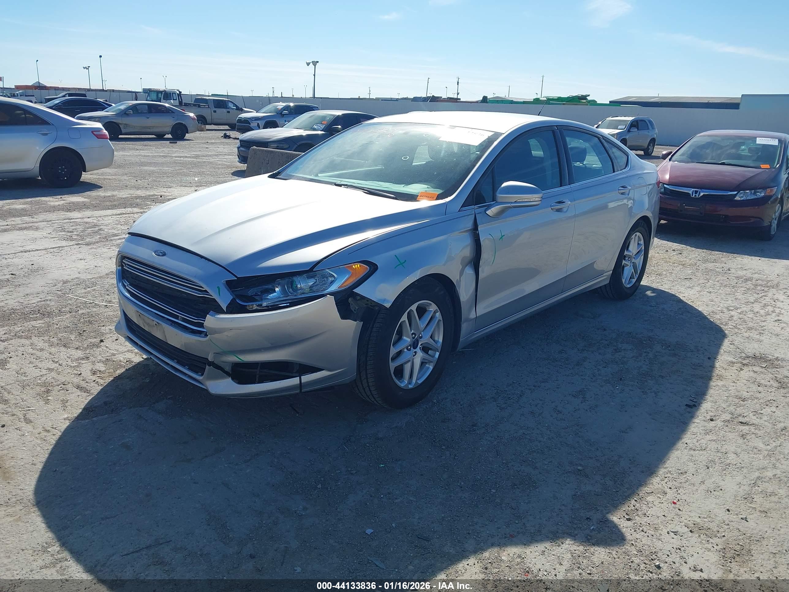 FORD FUSION image 2