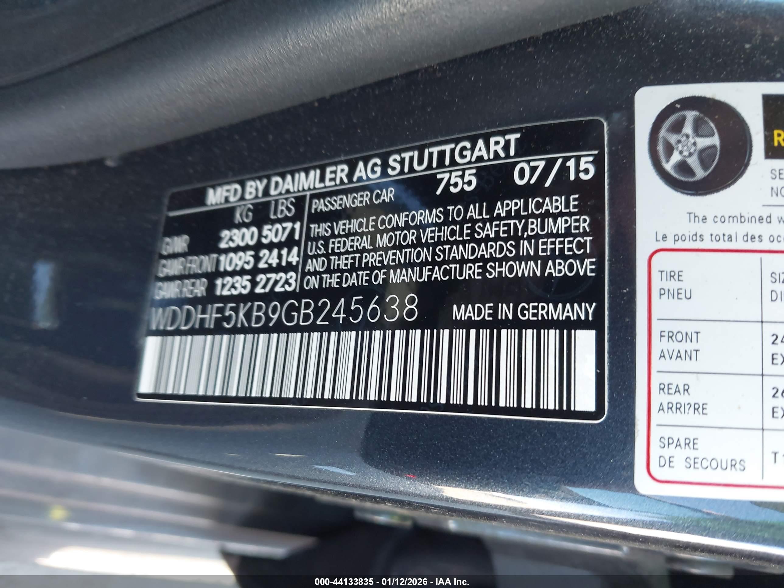 MERCEDES-BENZ E image 9
