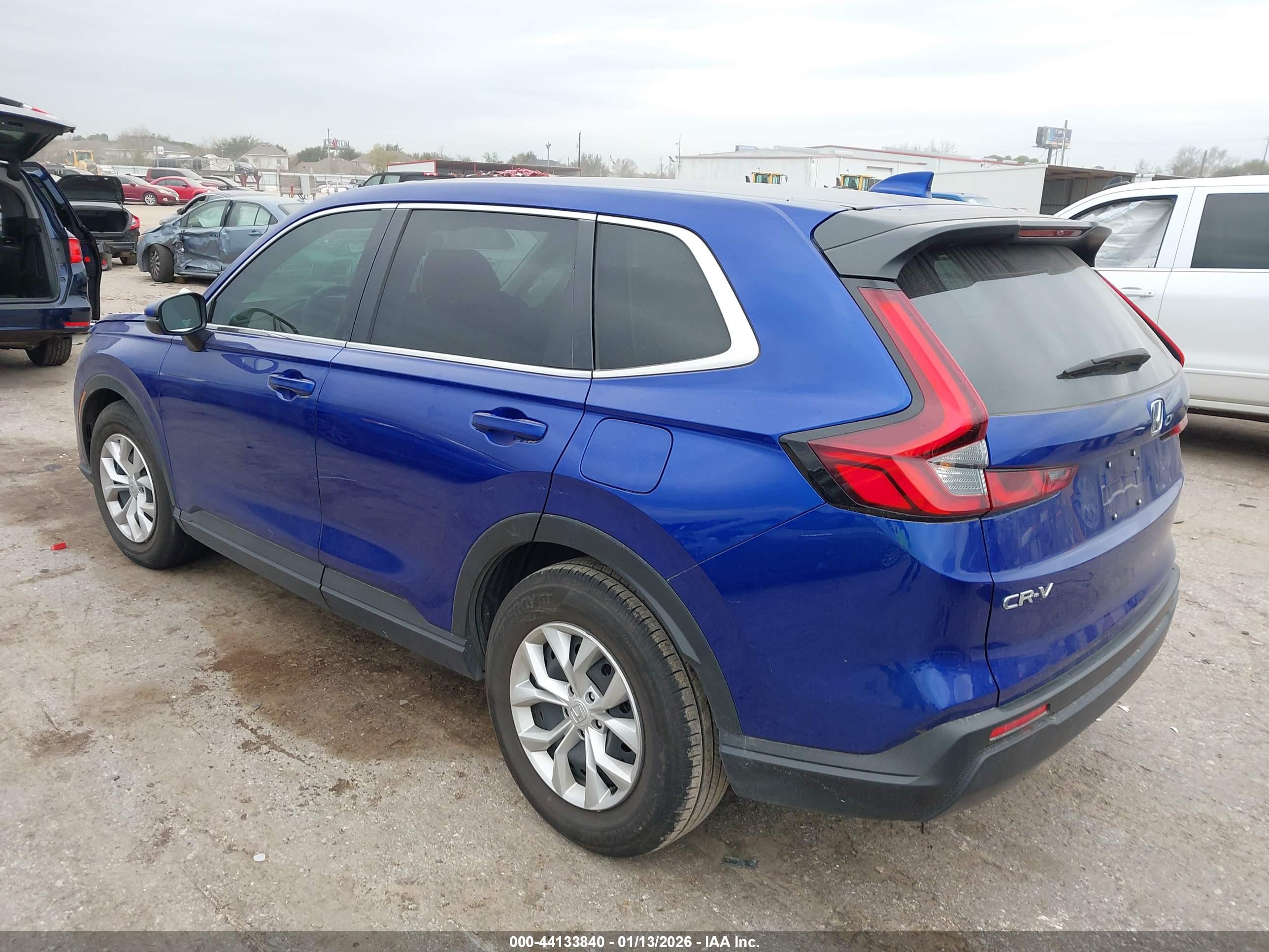 HONDA CR-V image 3