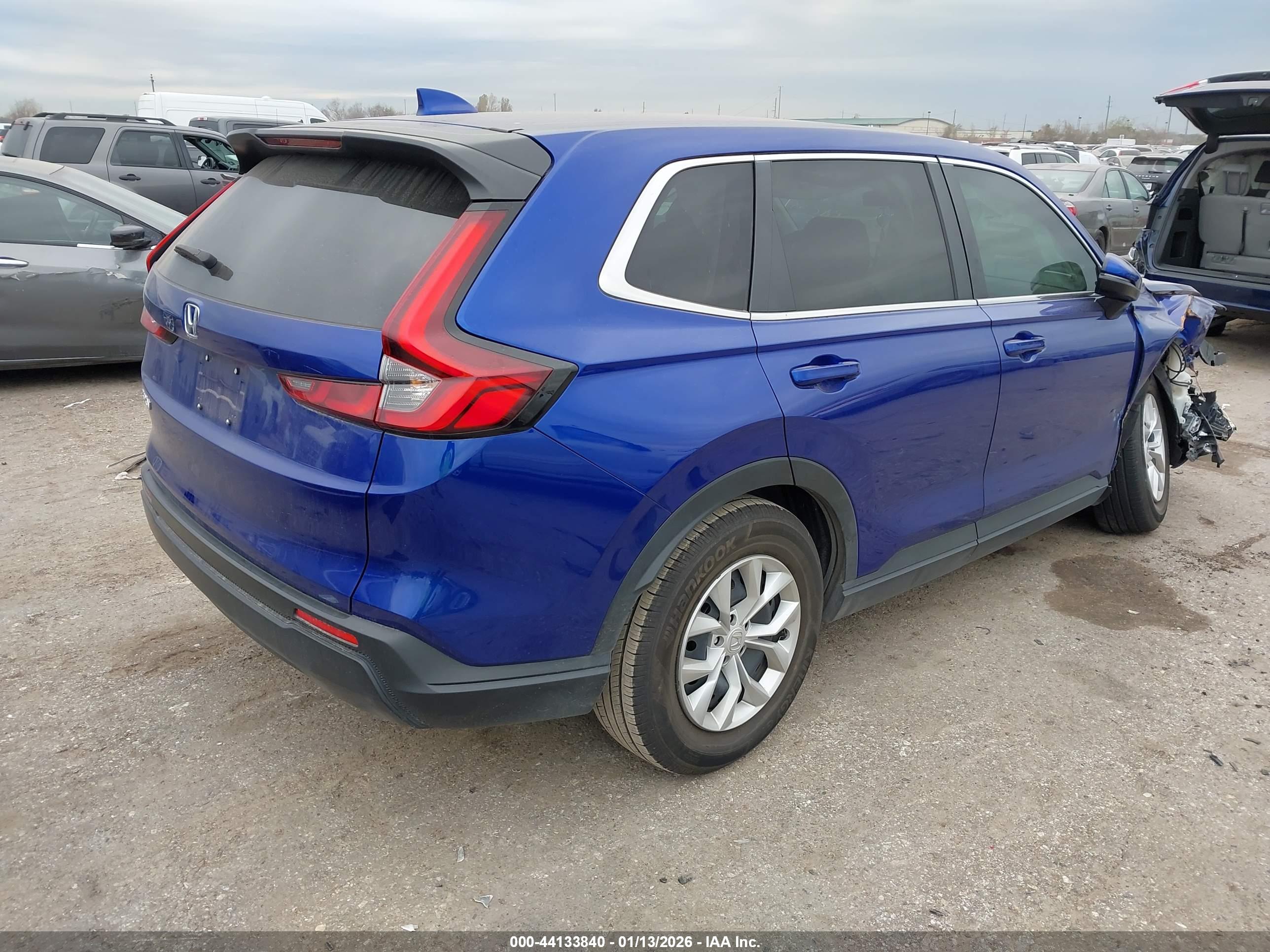 HONDA CR-V image 4