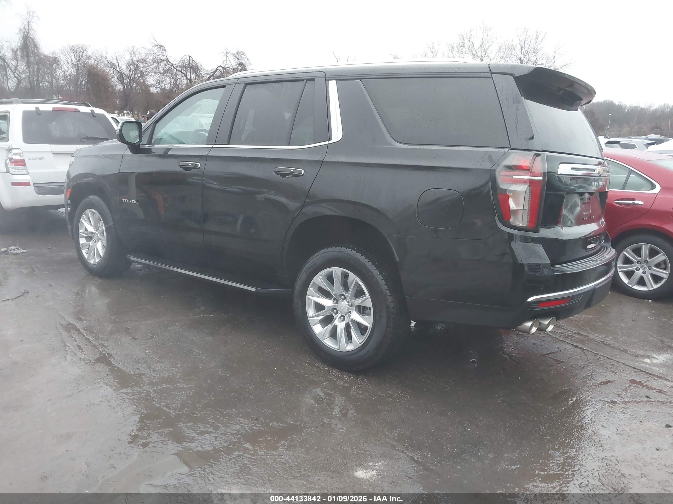 CHEVROLET TAHOE image 3
