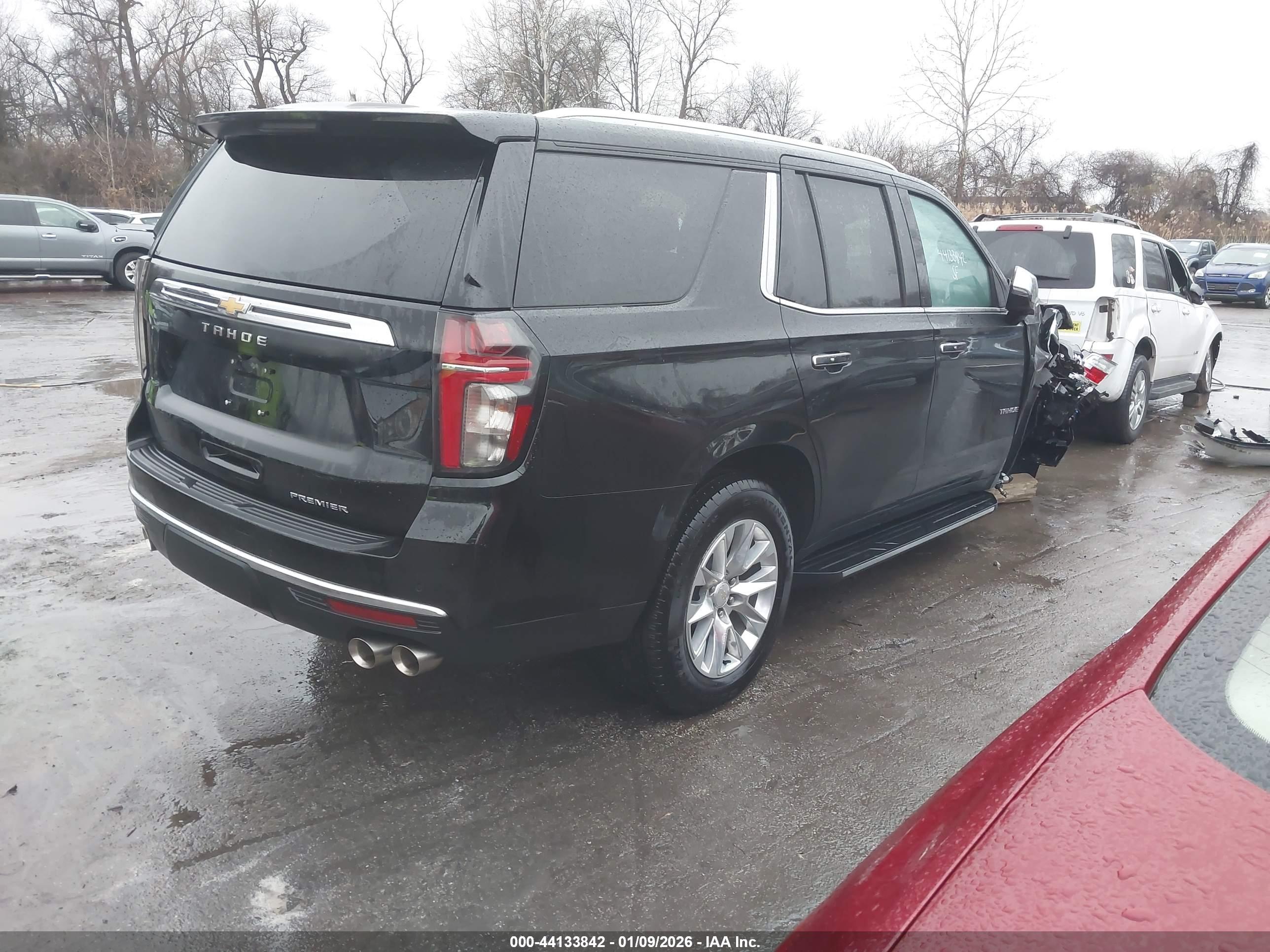 CHEVROLET TAHOE image 4