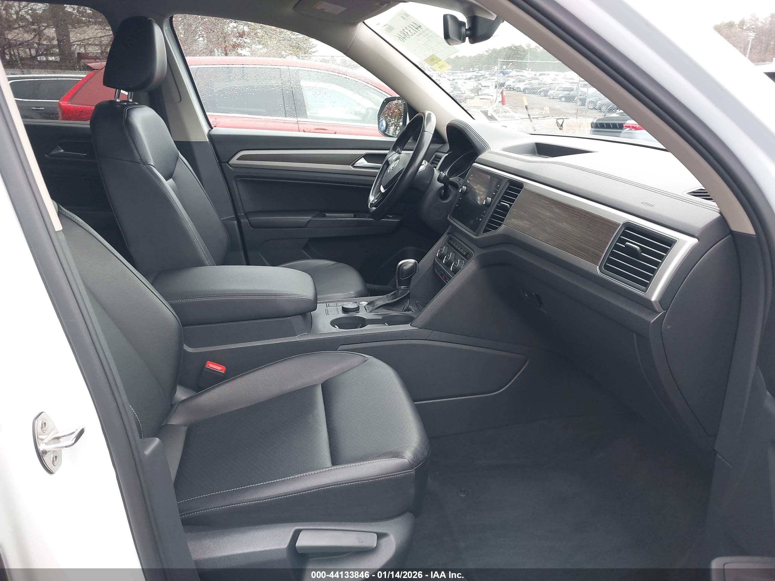 VOLKSWAGEN ATLAS image 5