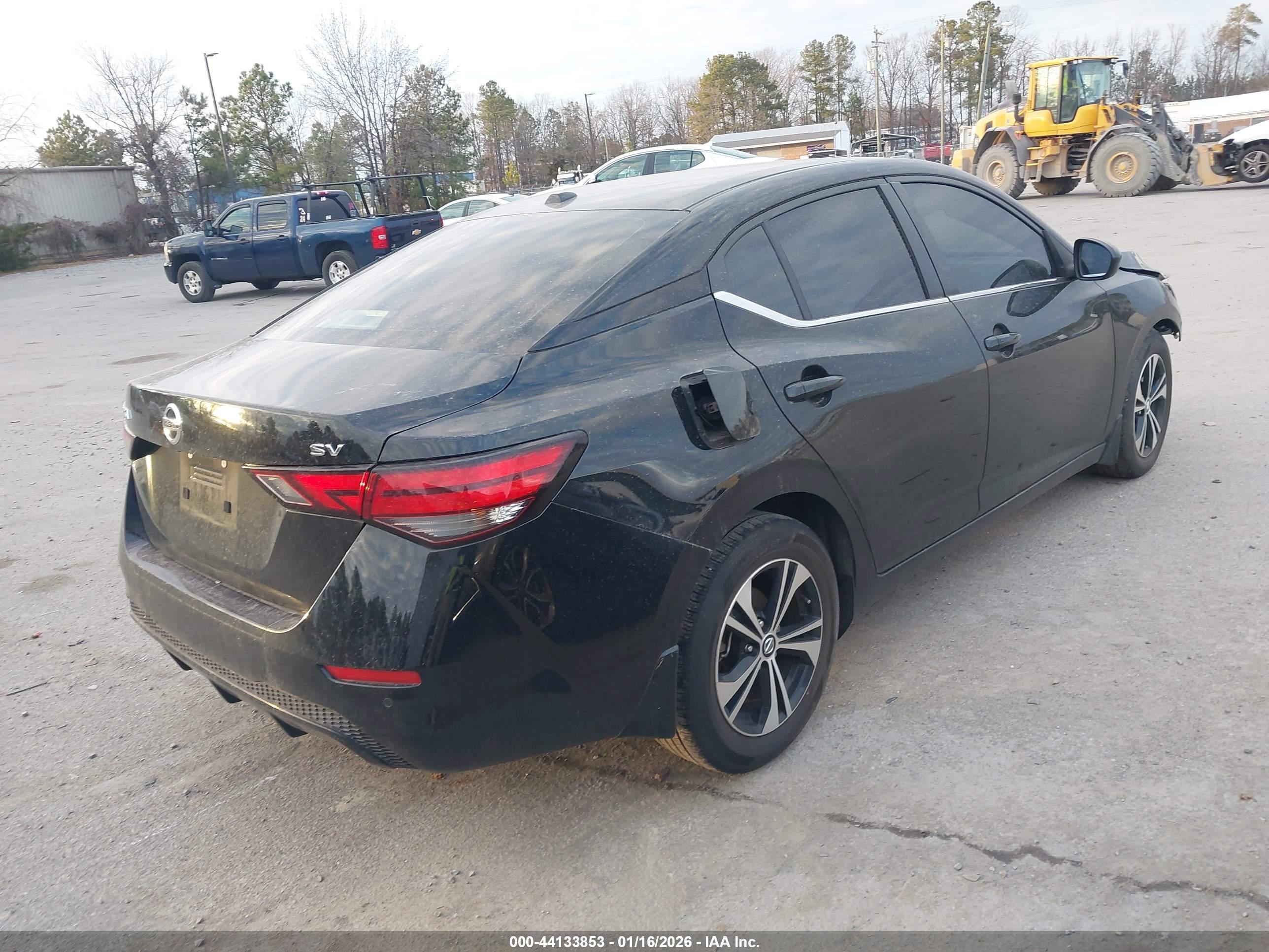 NISSAN SENTRA image 4