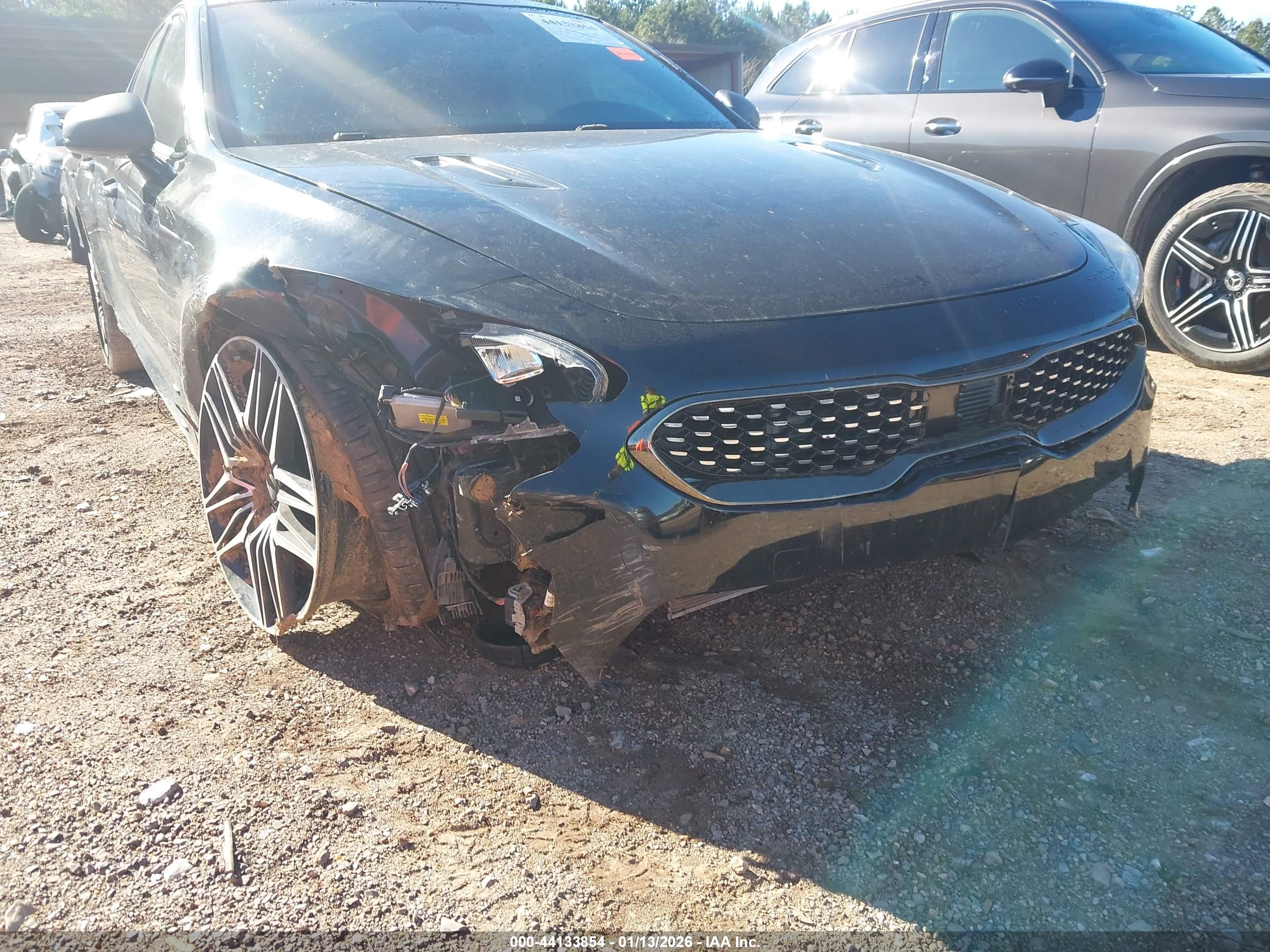 KIA STINGER image 6