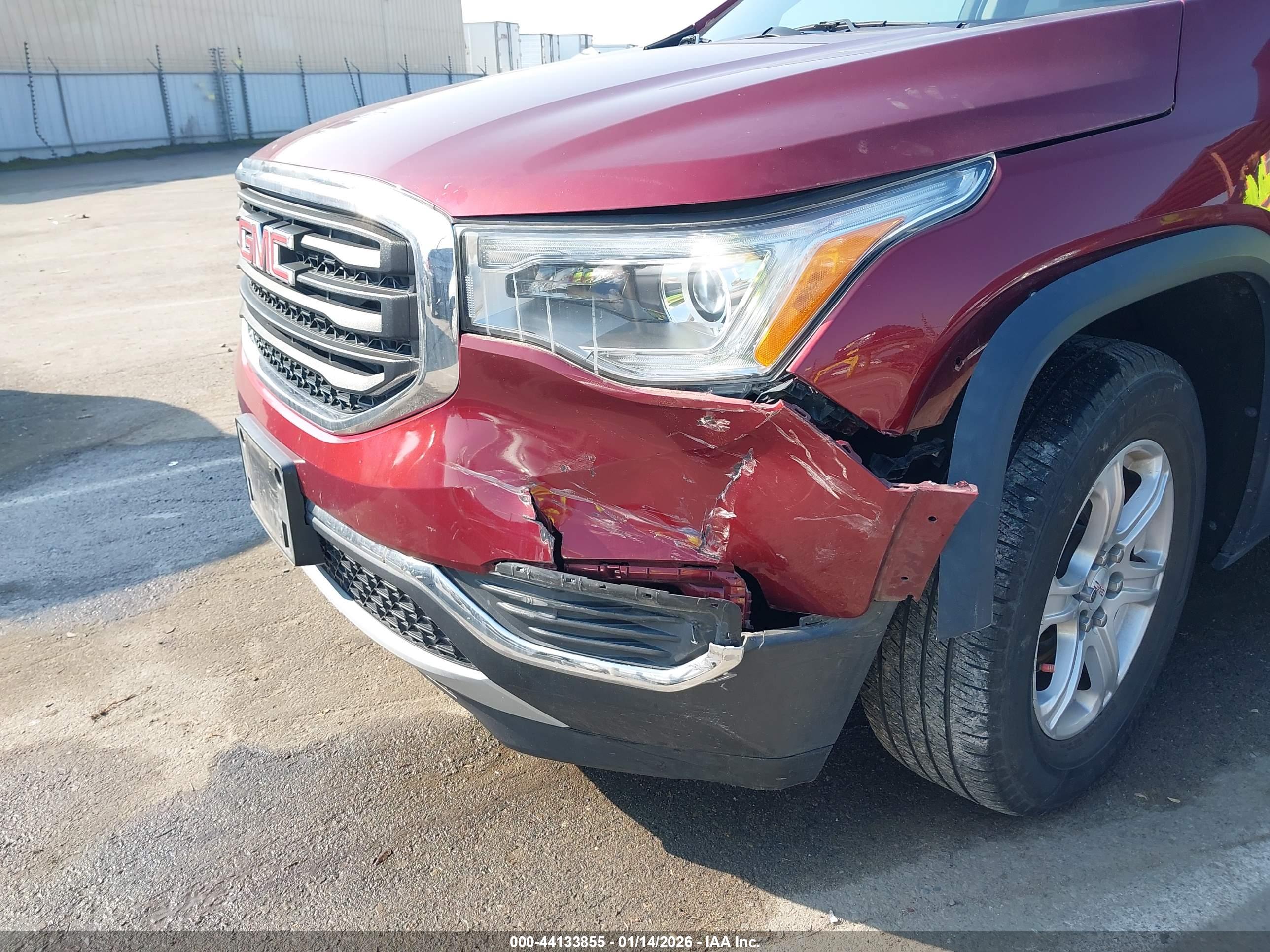GMC ACADIA image 6