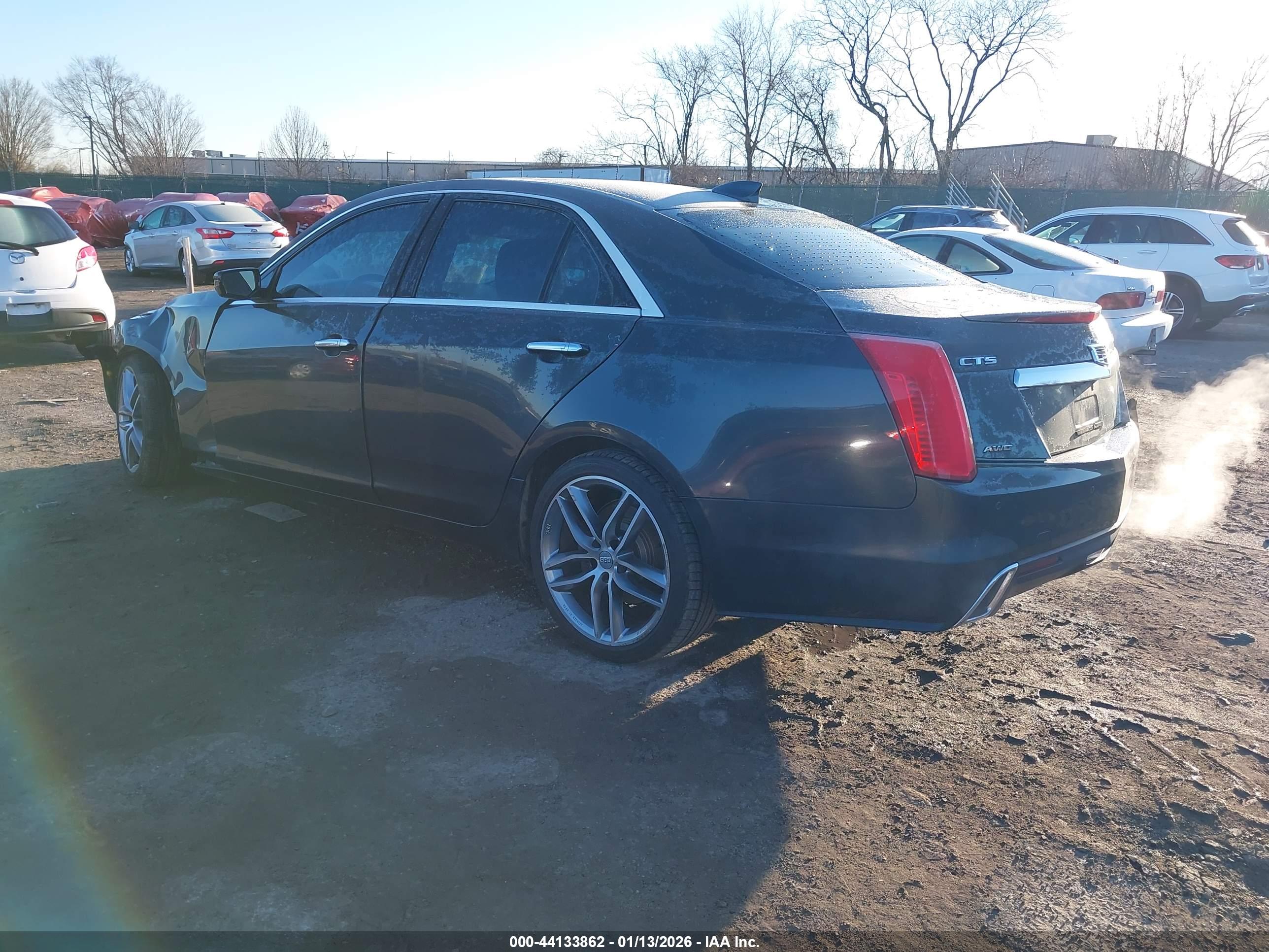 CADILLAC CTS image 3