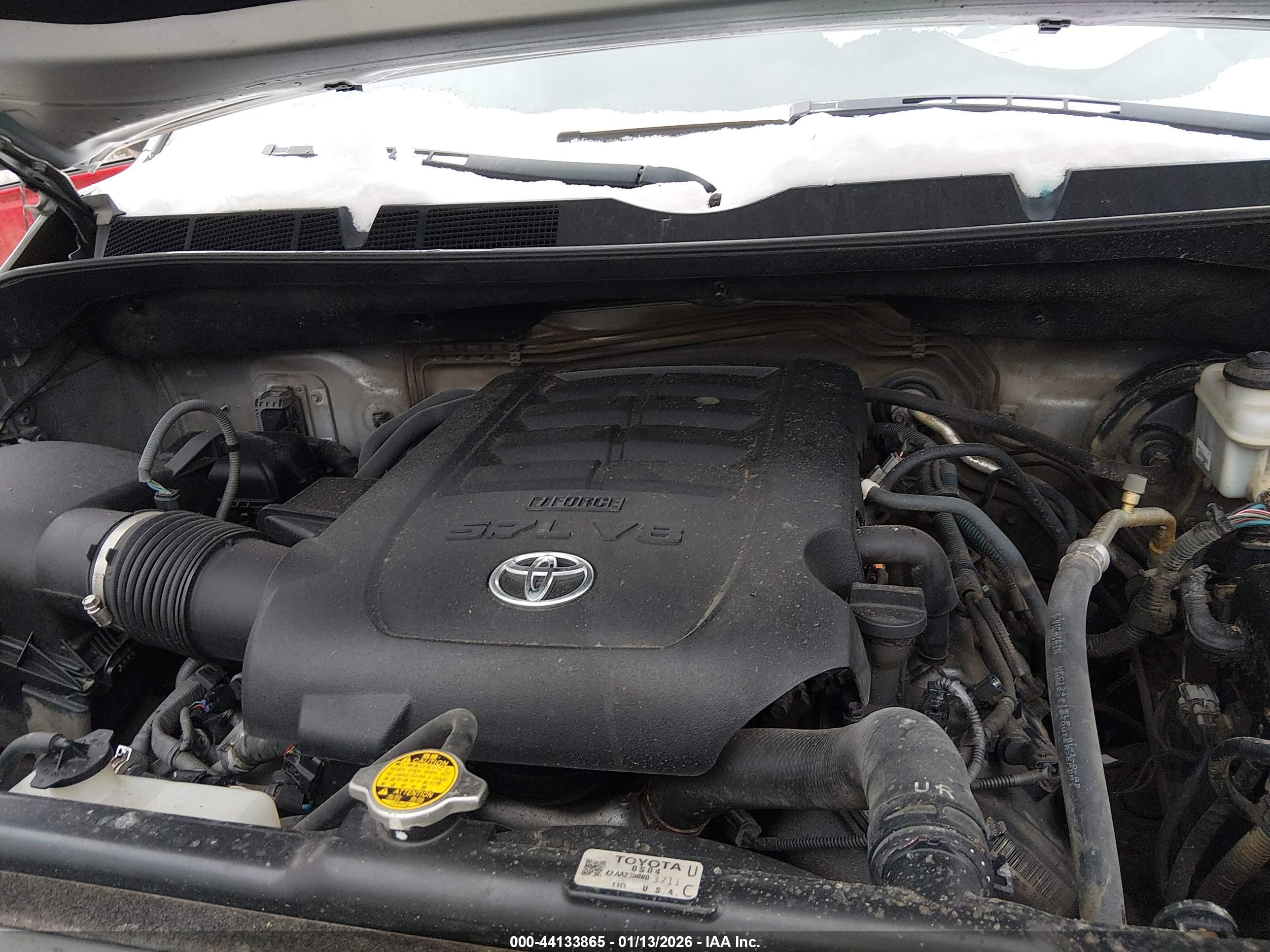 TOYOTA TUNDRA image 10