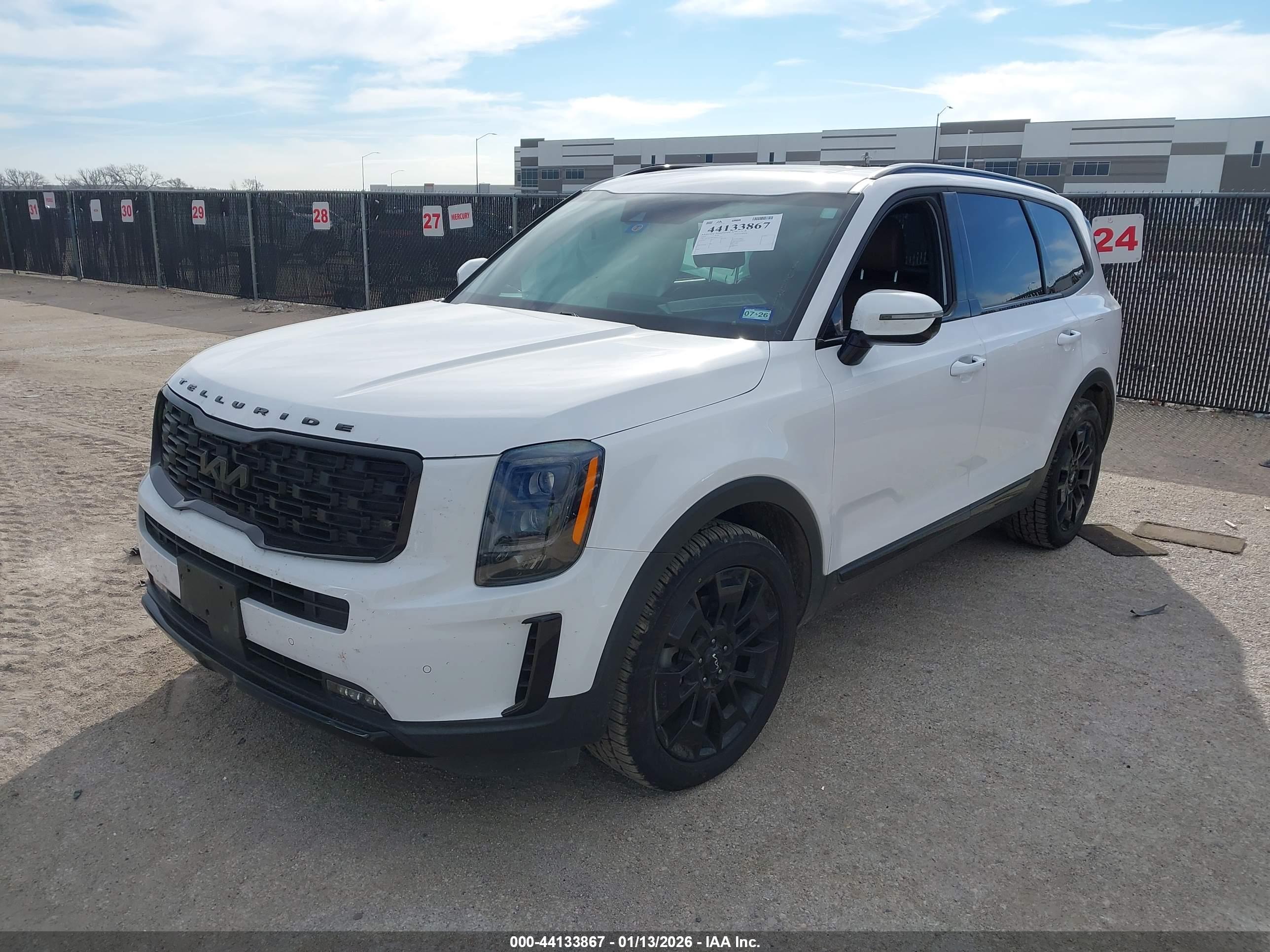 KIA TELLURIDE image 2