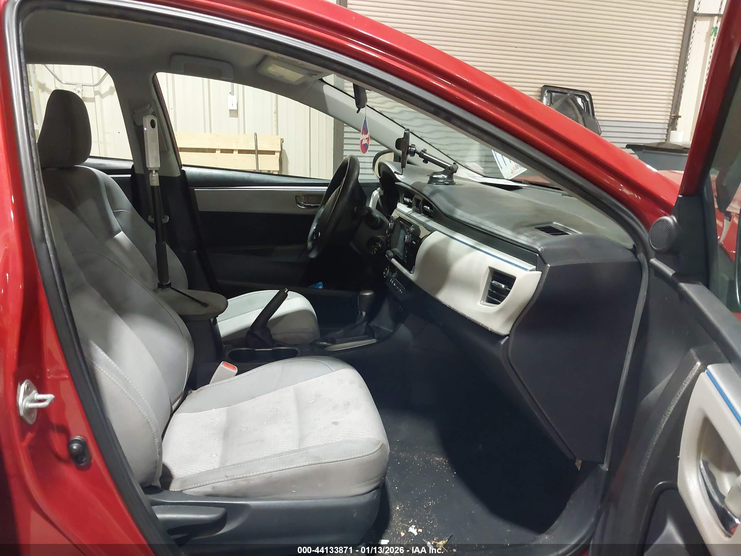 TOYOTA COROLLA image 5