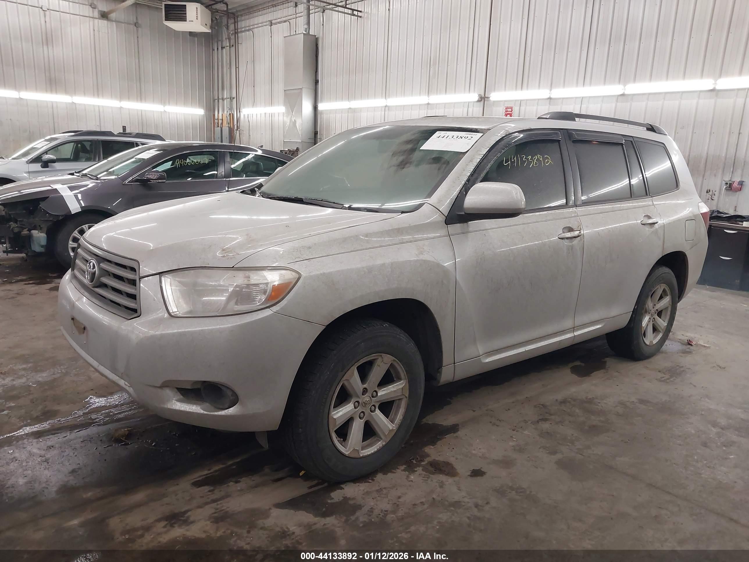 TOYOTA HIGHLANDER image 2