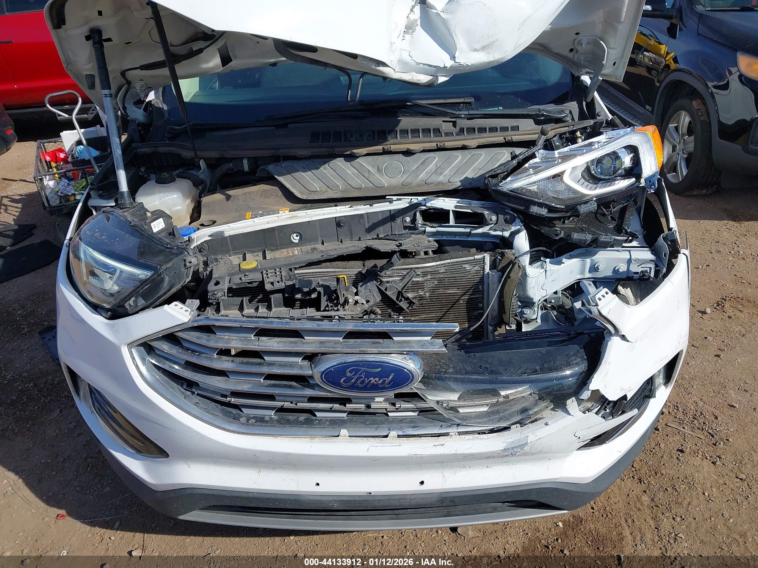 FORD EDGE image 10