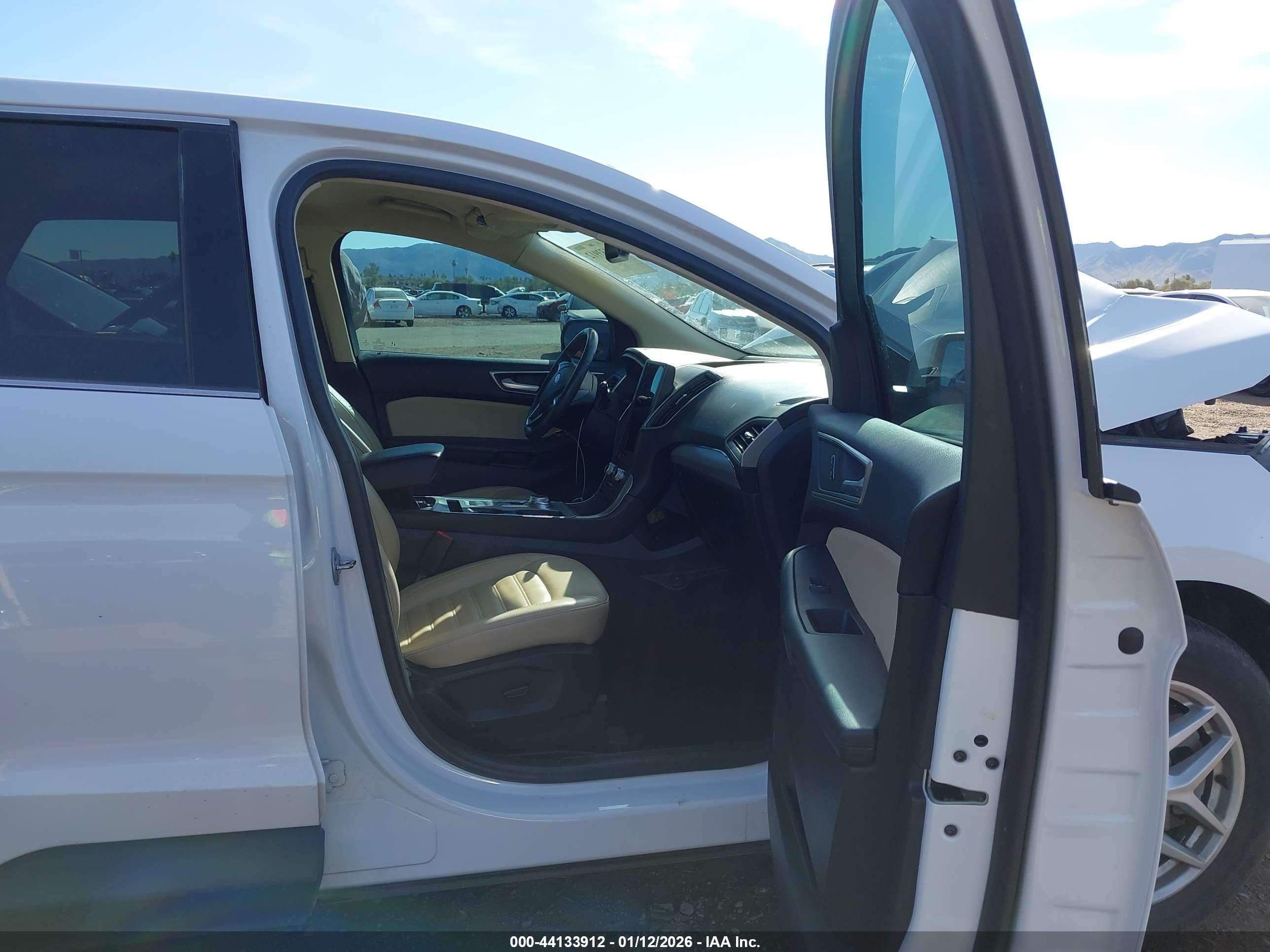 FORD EDGE image 5