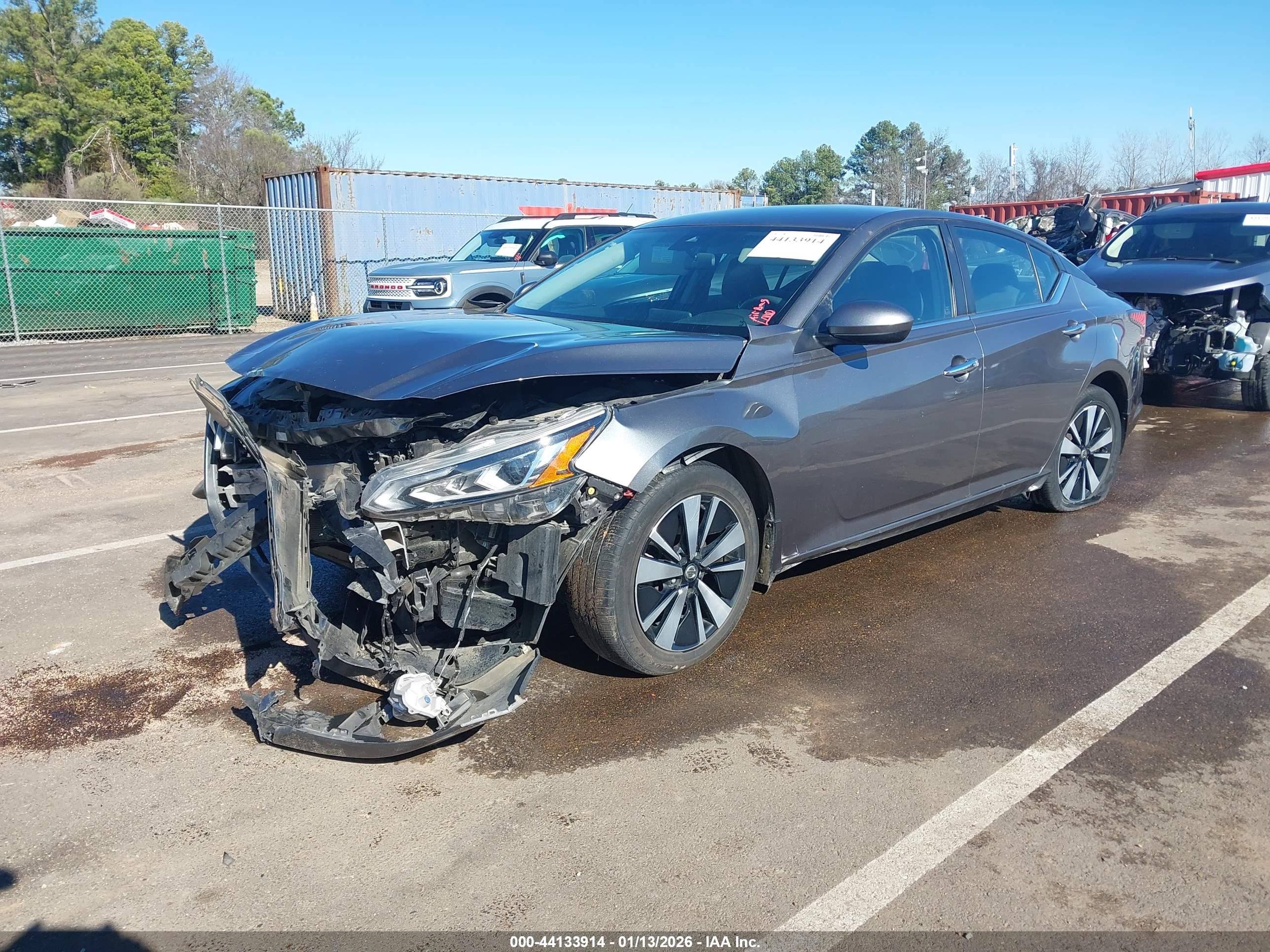 NISSAN ALTIMA image 2