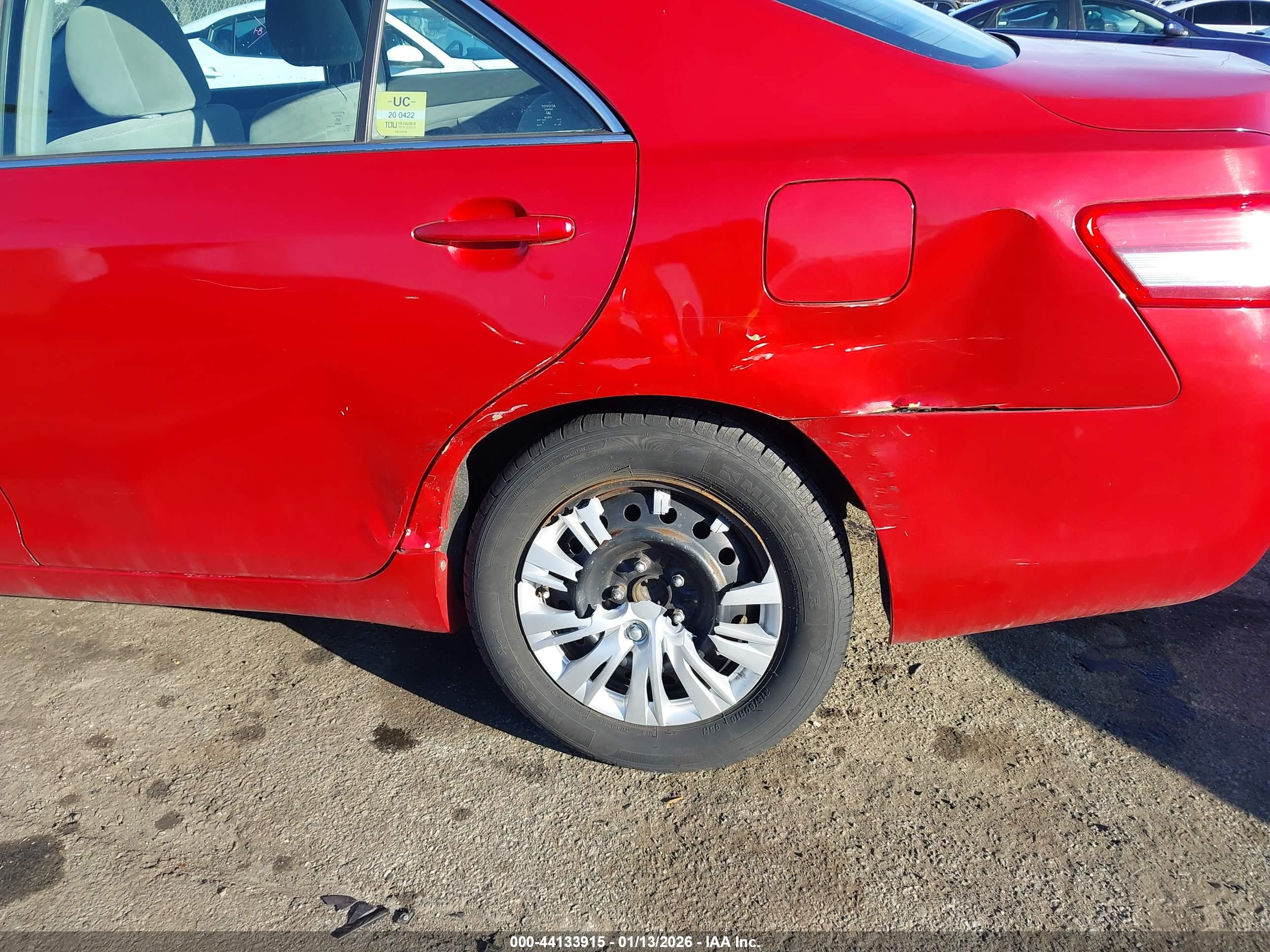 TOYOTA CAMRY image 6