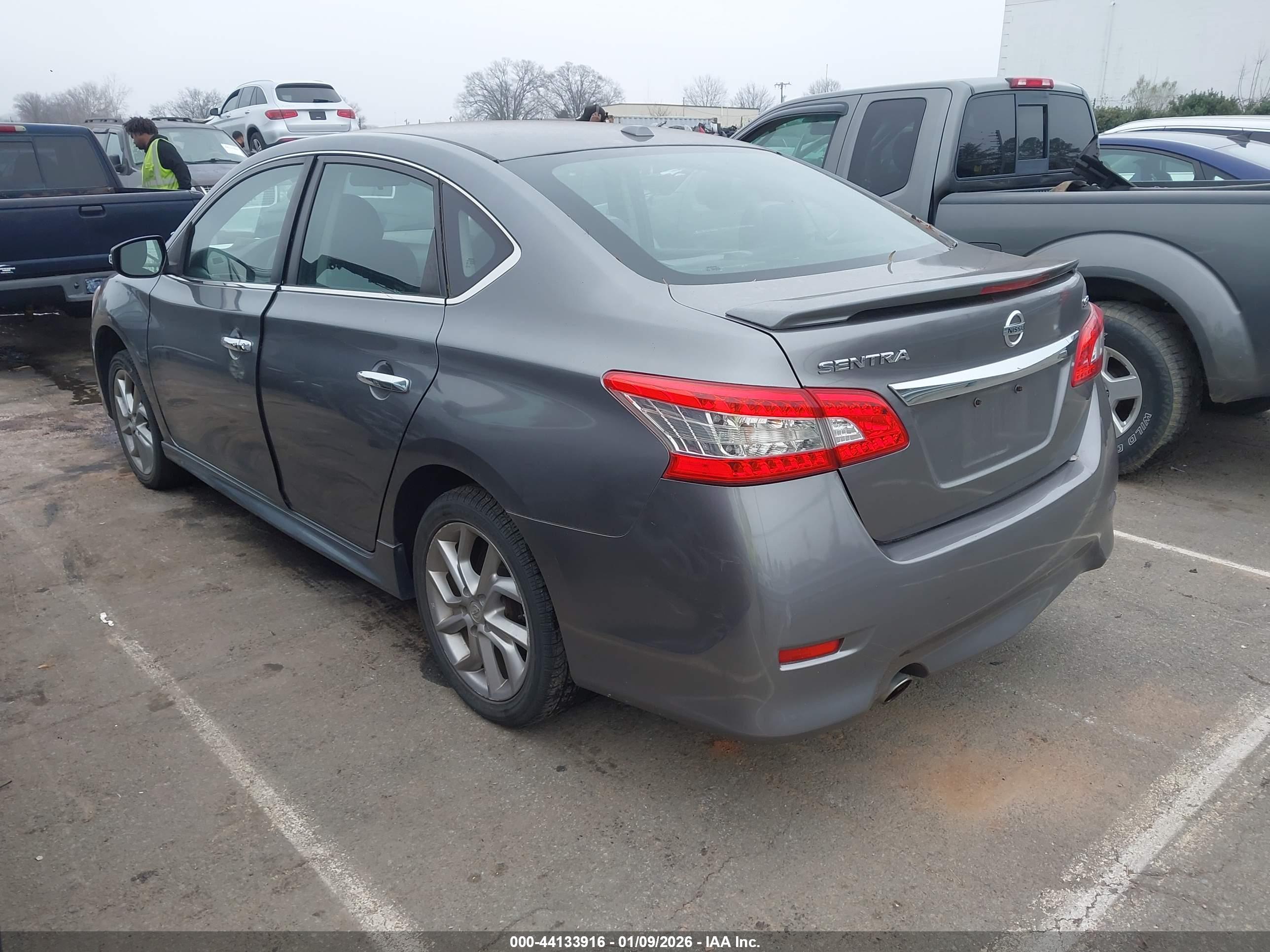 NISSAN SENTRA image 3