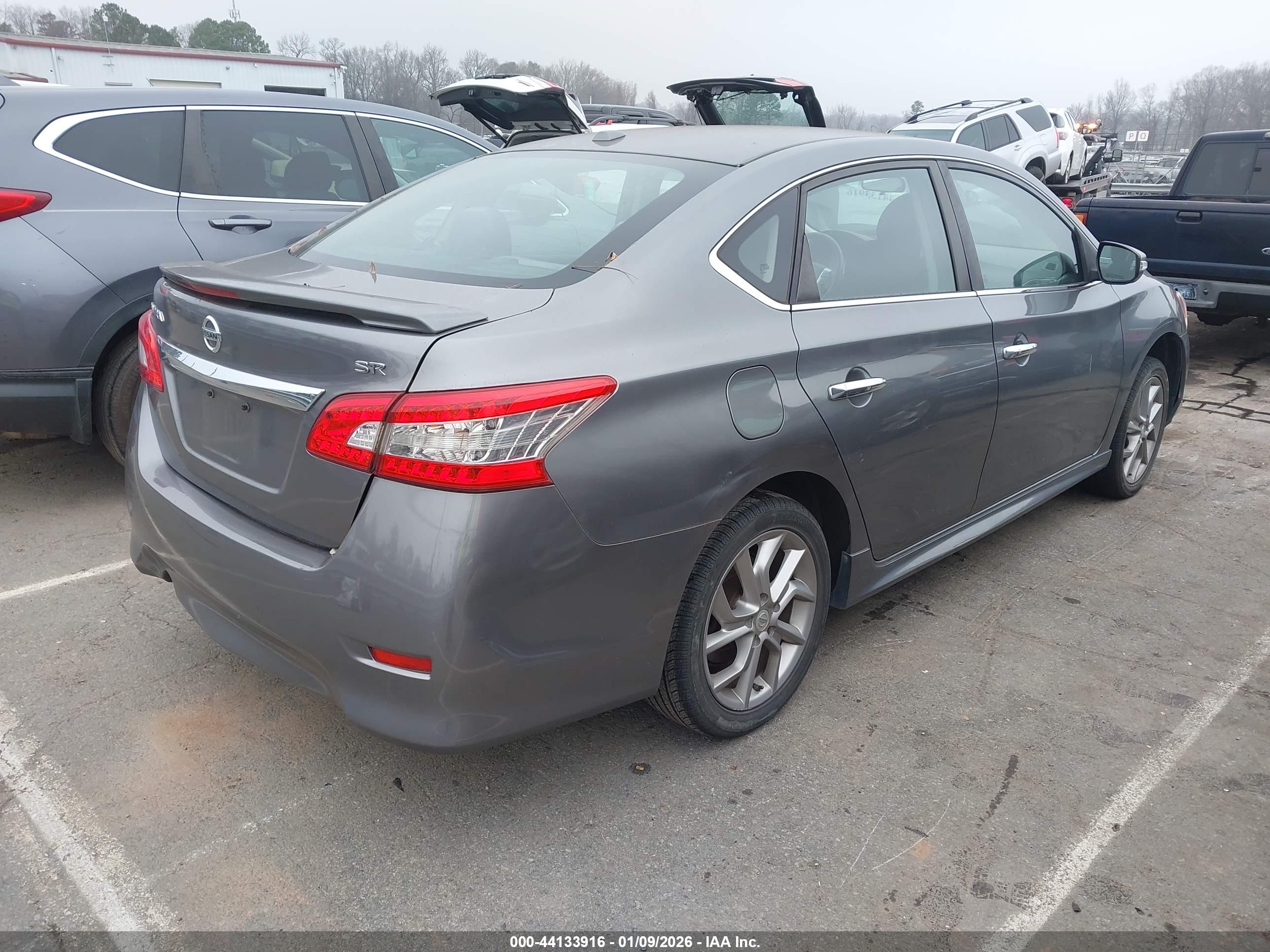 NISSAN SENTRA image 4
