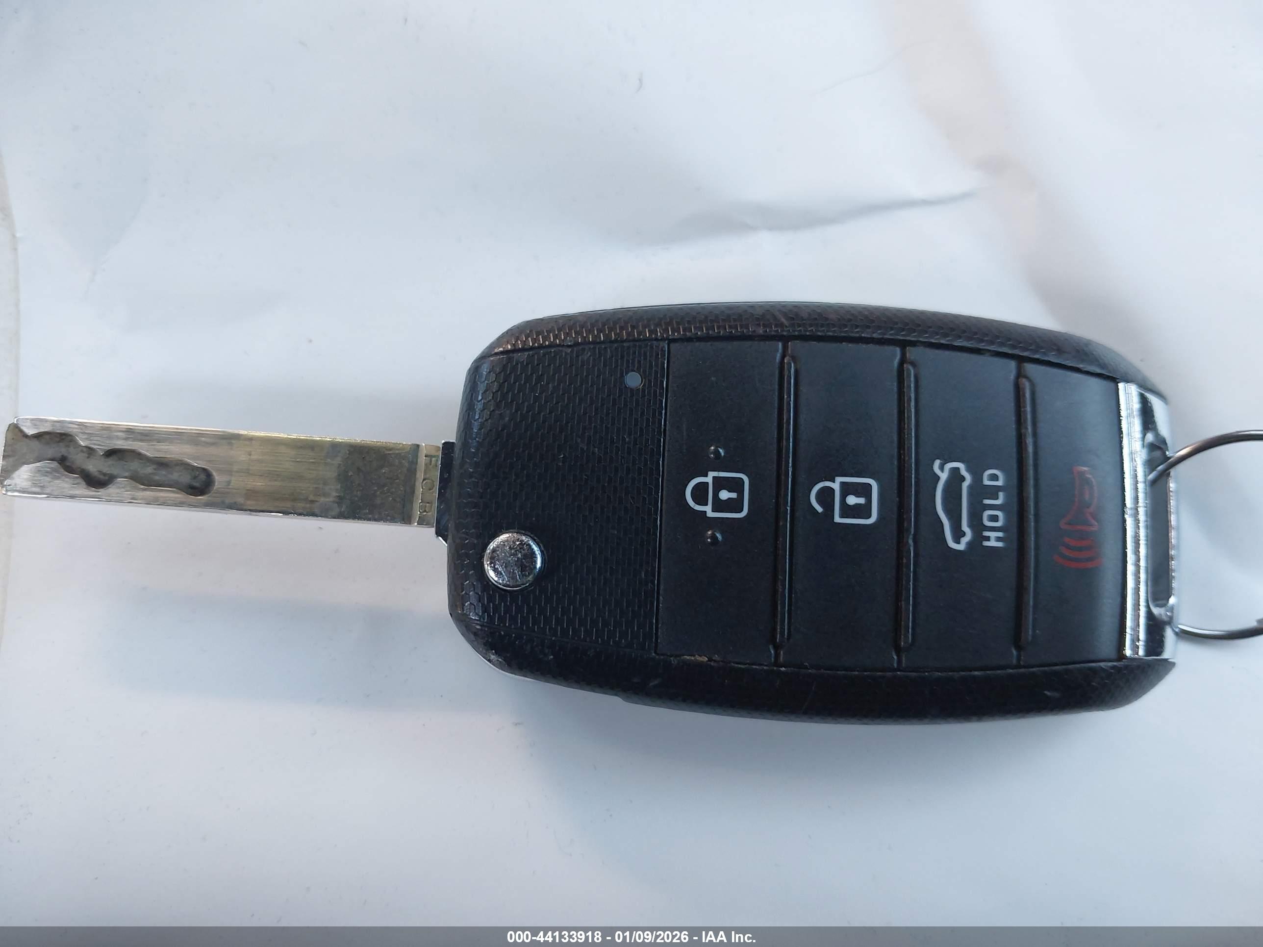 KIA RIO image 11