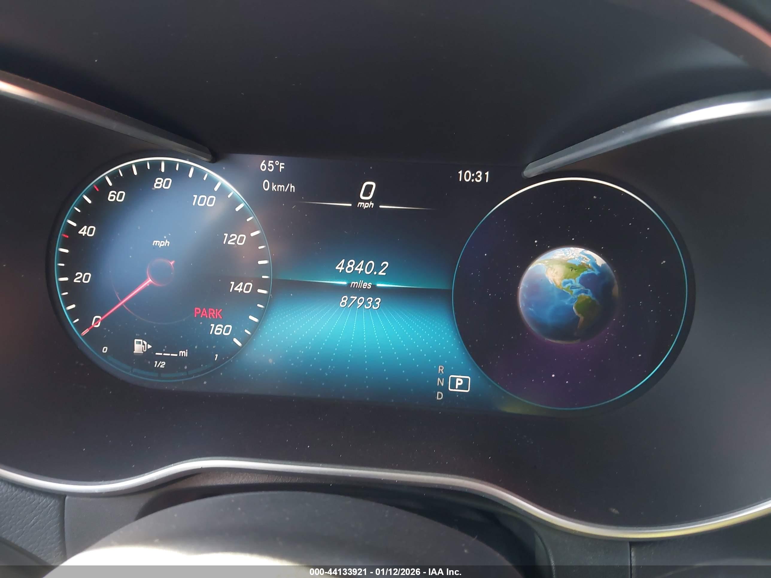MERCEDES-BENZ GLC image 7