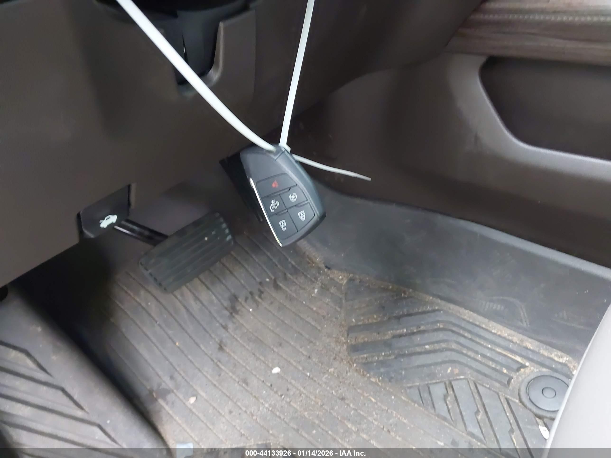 CHEVROLET SILVERADO image 11