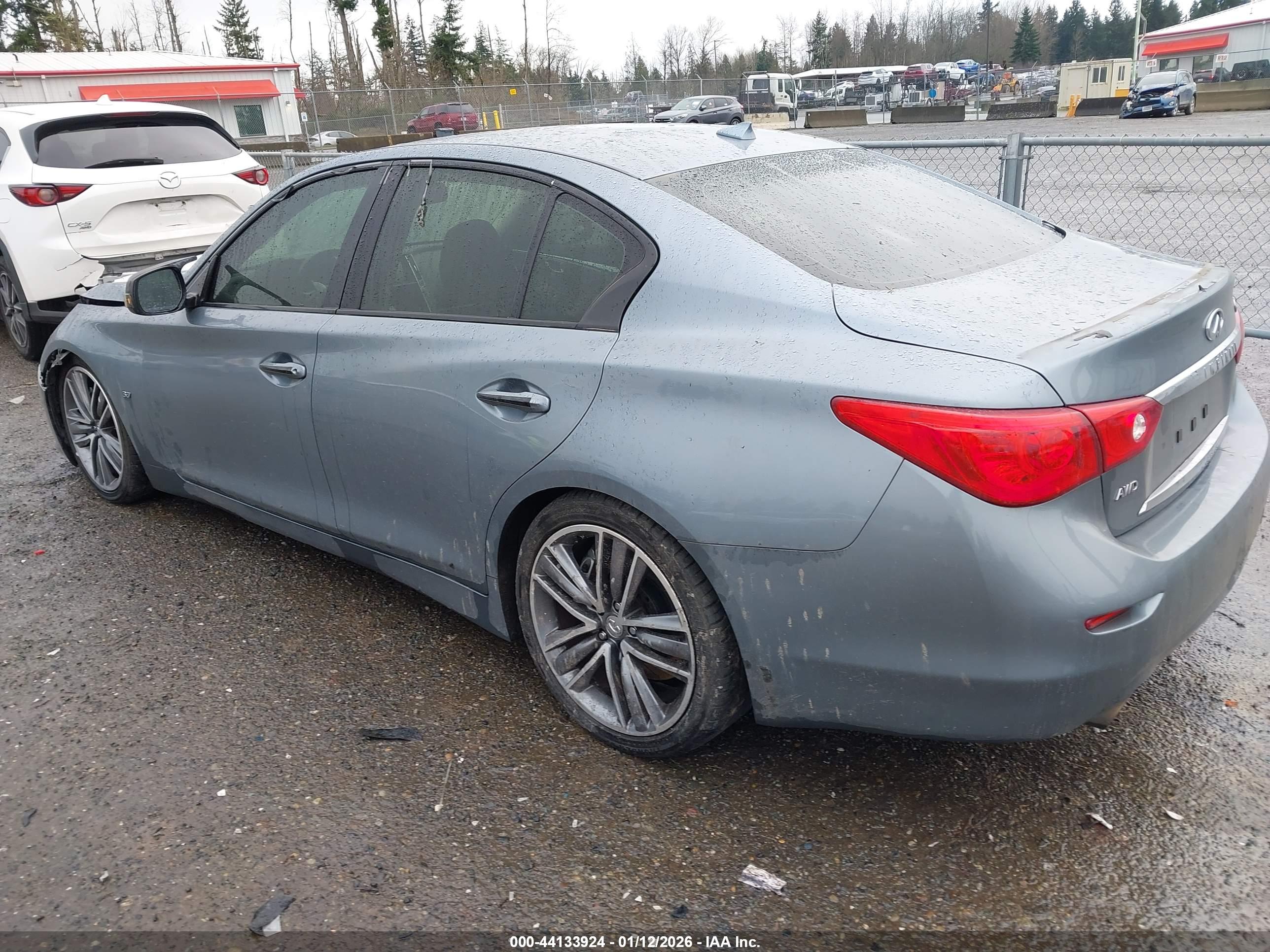 INFINITI Q50 image 3