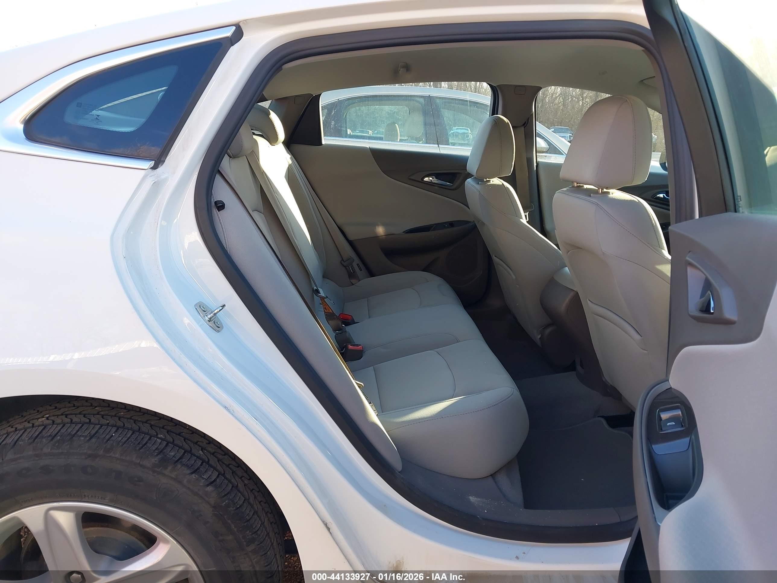 CHEVROLET MALIBU image 8