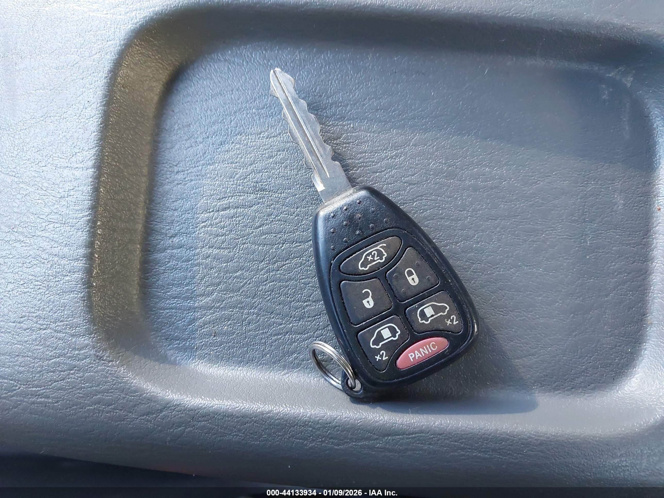 CHRYSLER TOWN image 11