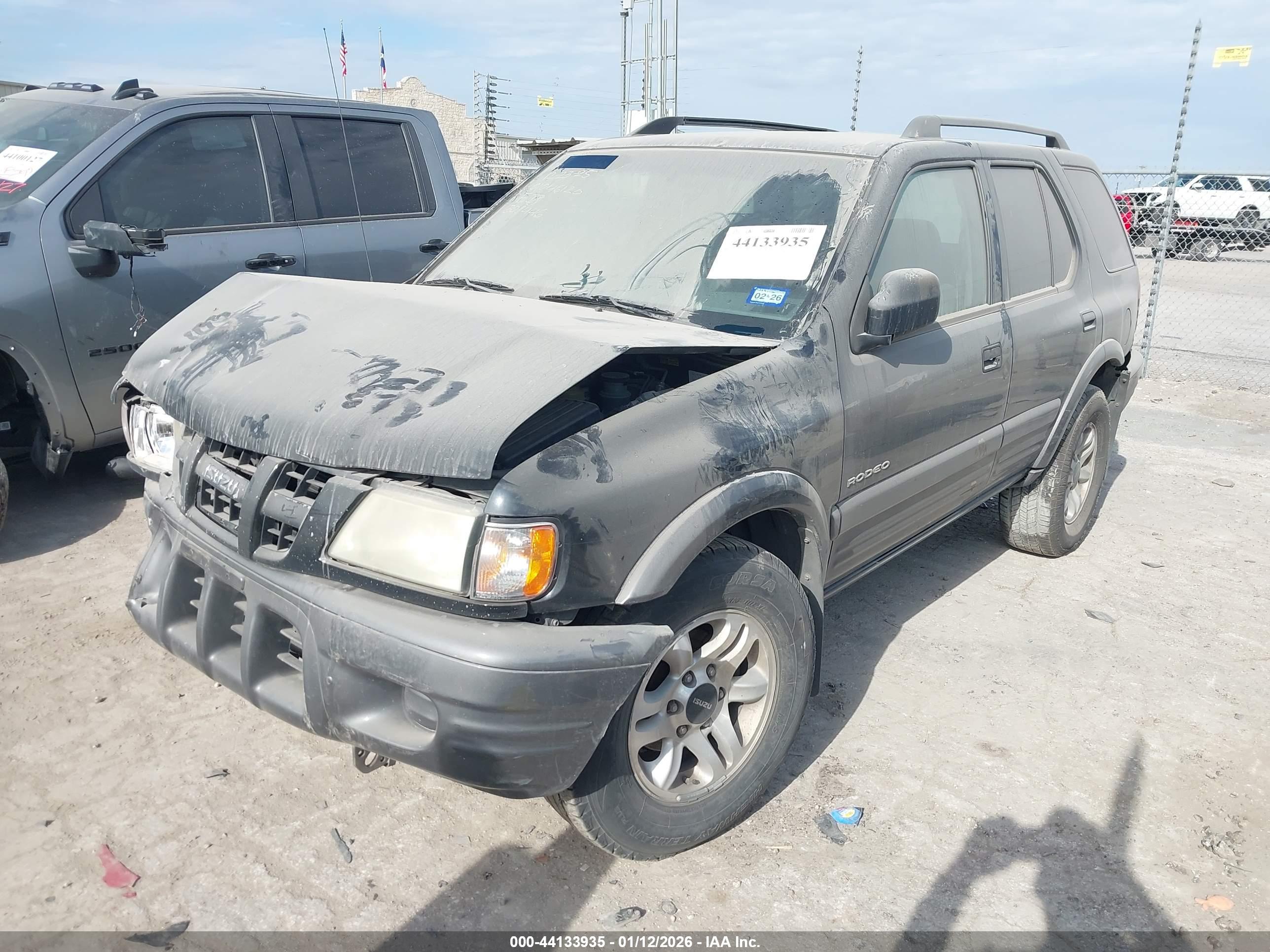 ISUZU RODEO image 2