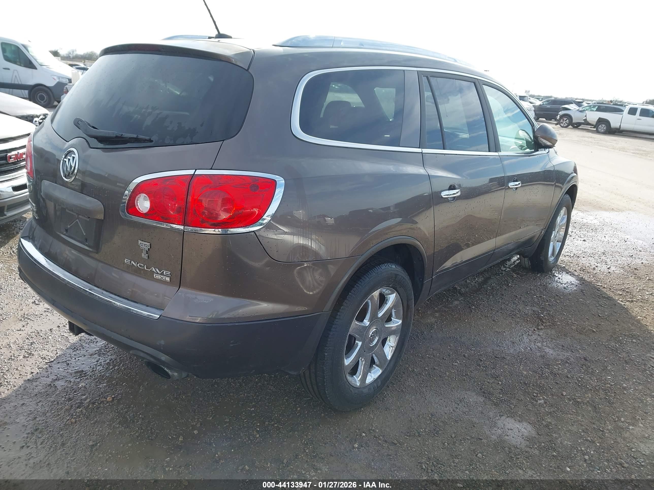 BUICK ENCLAVE image 4