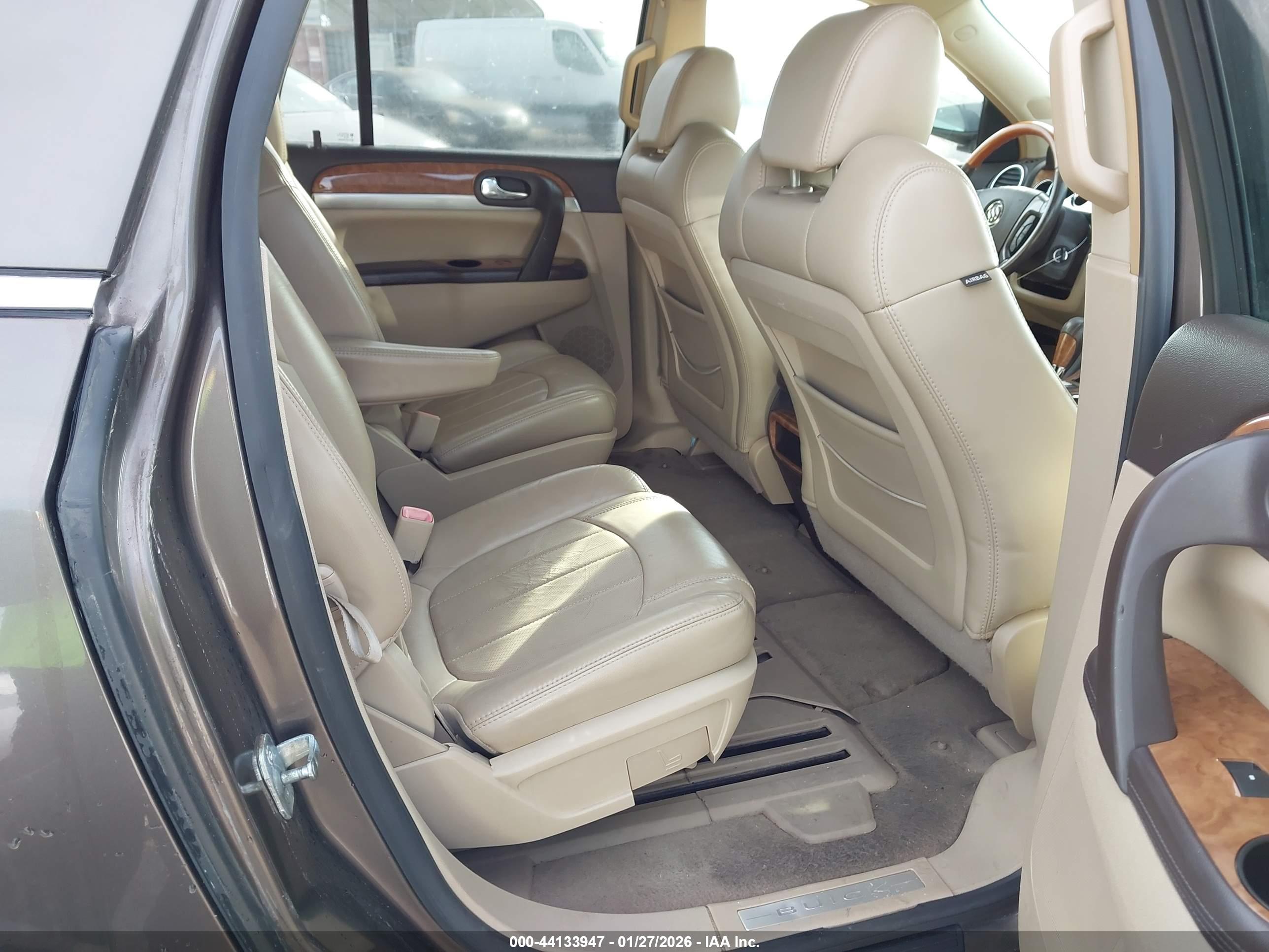 BUICK ENCLAVE image 8
