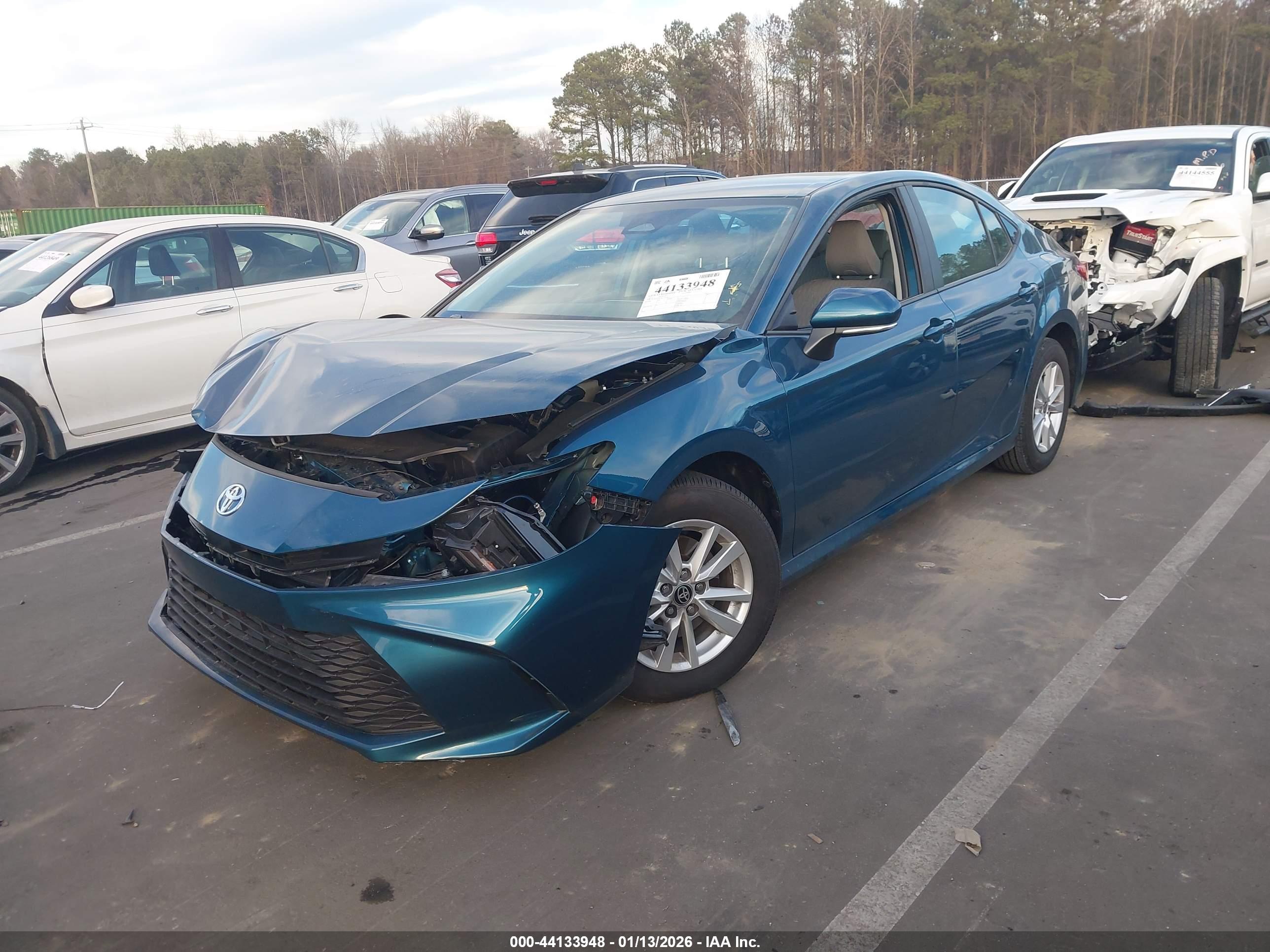 TOYOTA CAMRY image 2