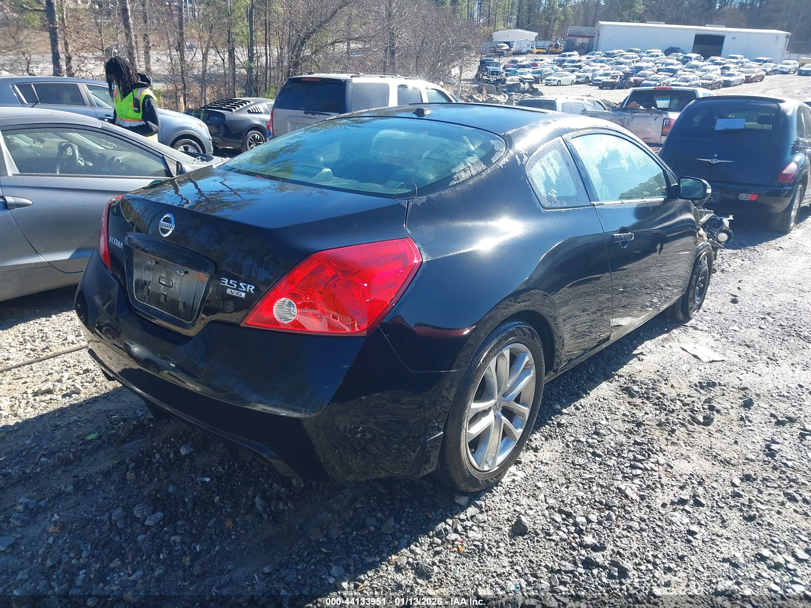 NISSAN ALTIMA image 4