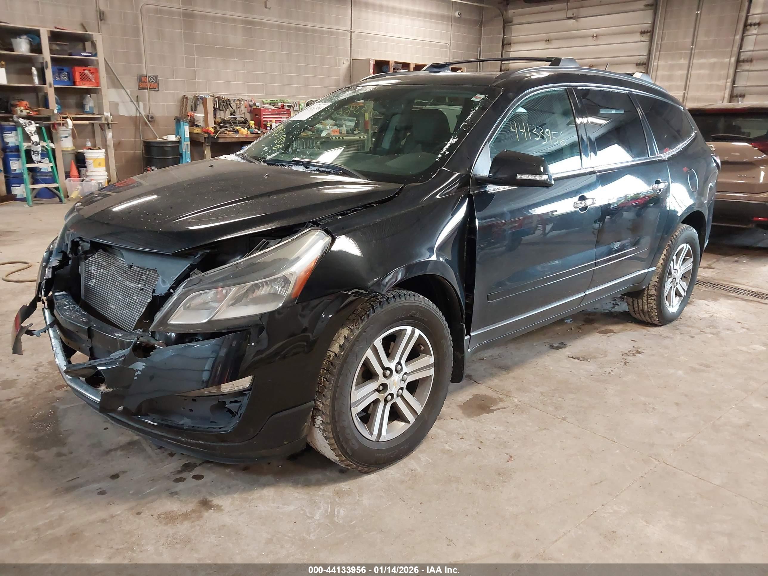 CHEVROLET TRAVERSE image 2