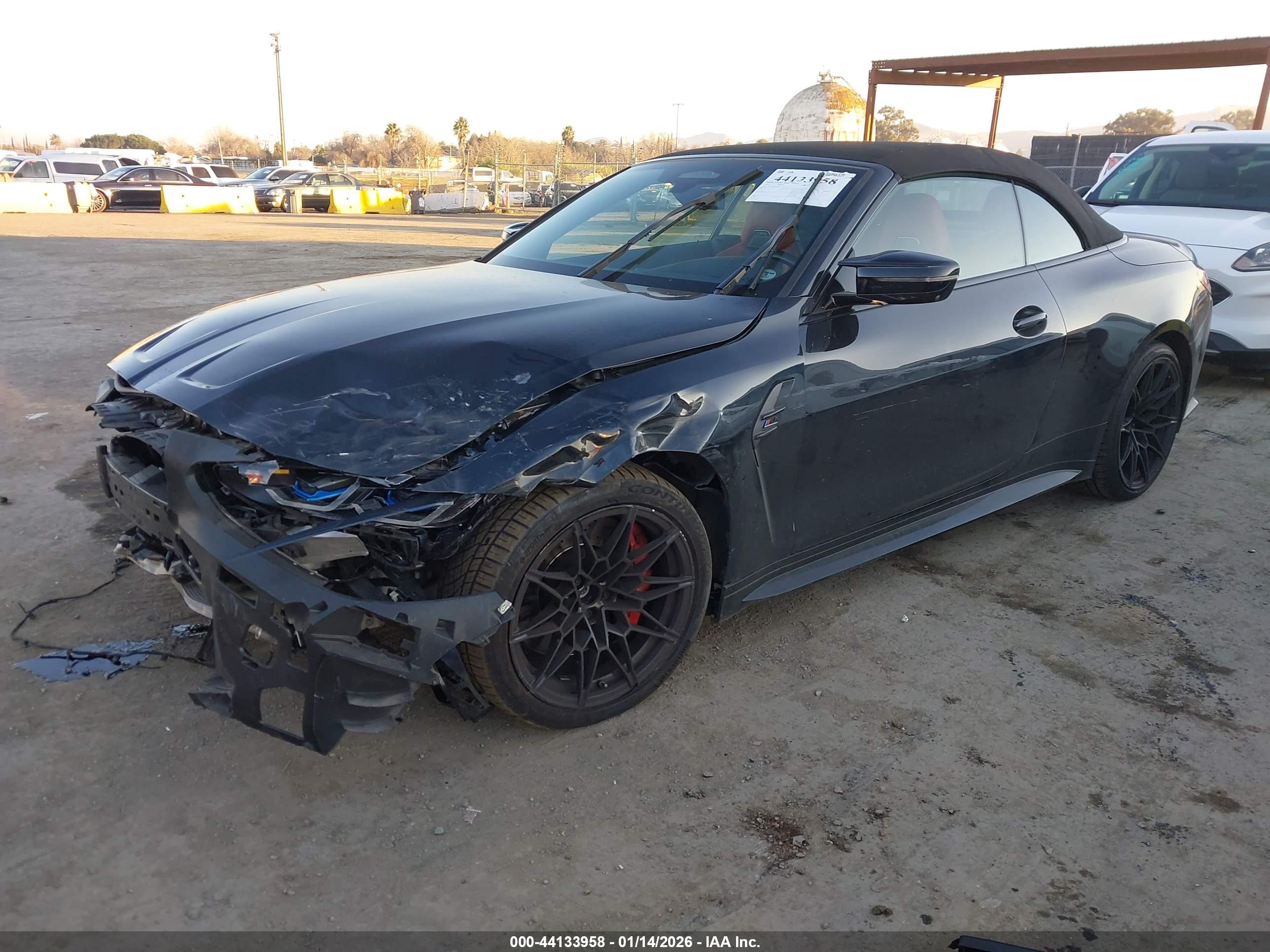 BMW M4 image 2