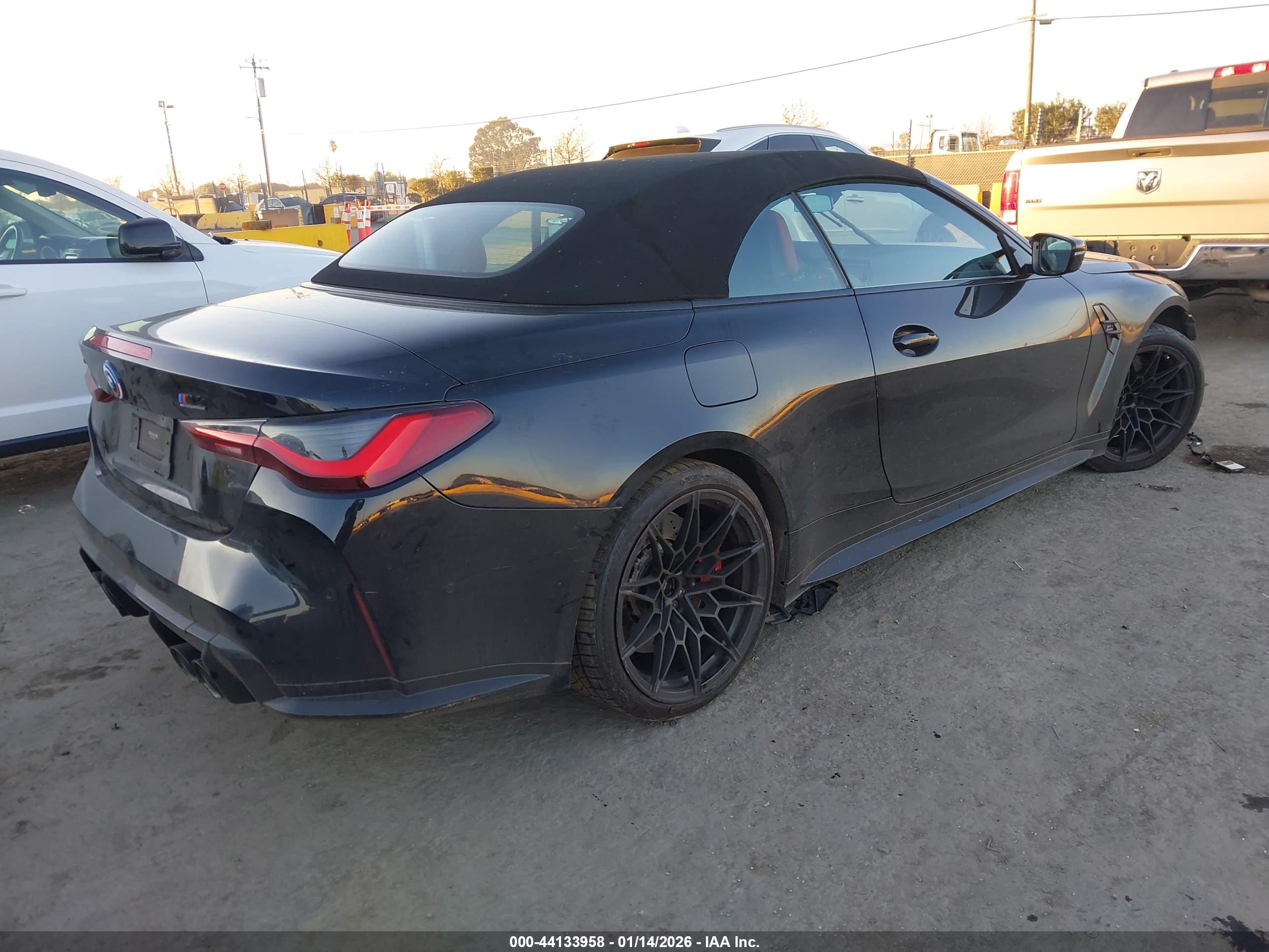 BMW M4 image 4