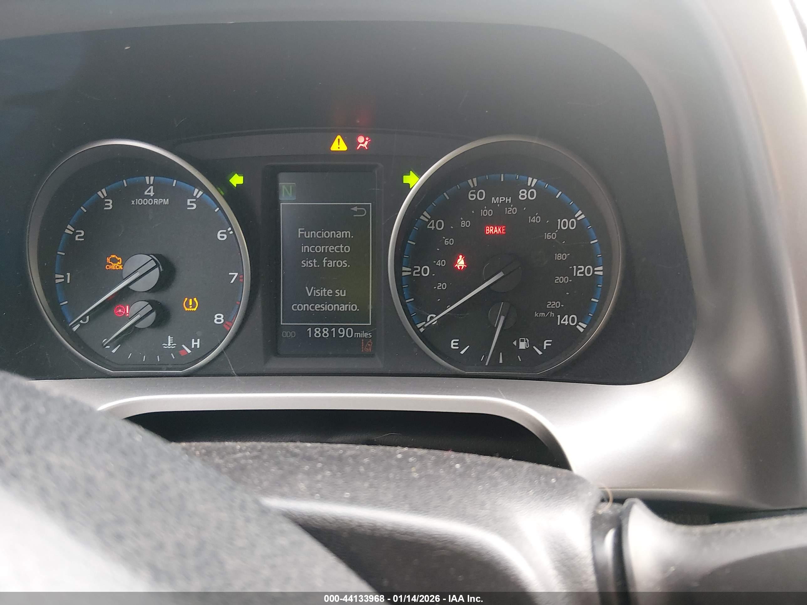 TOYOTA RAV4 image 7