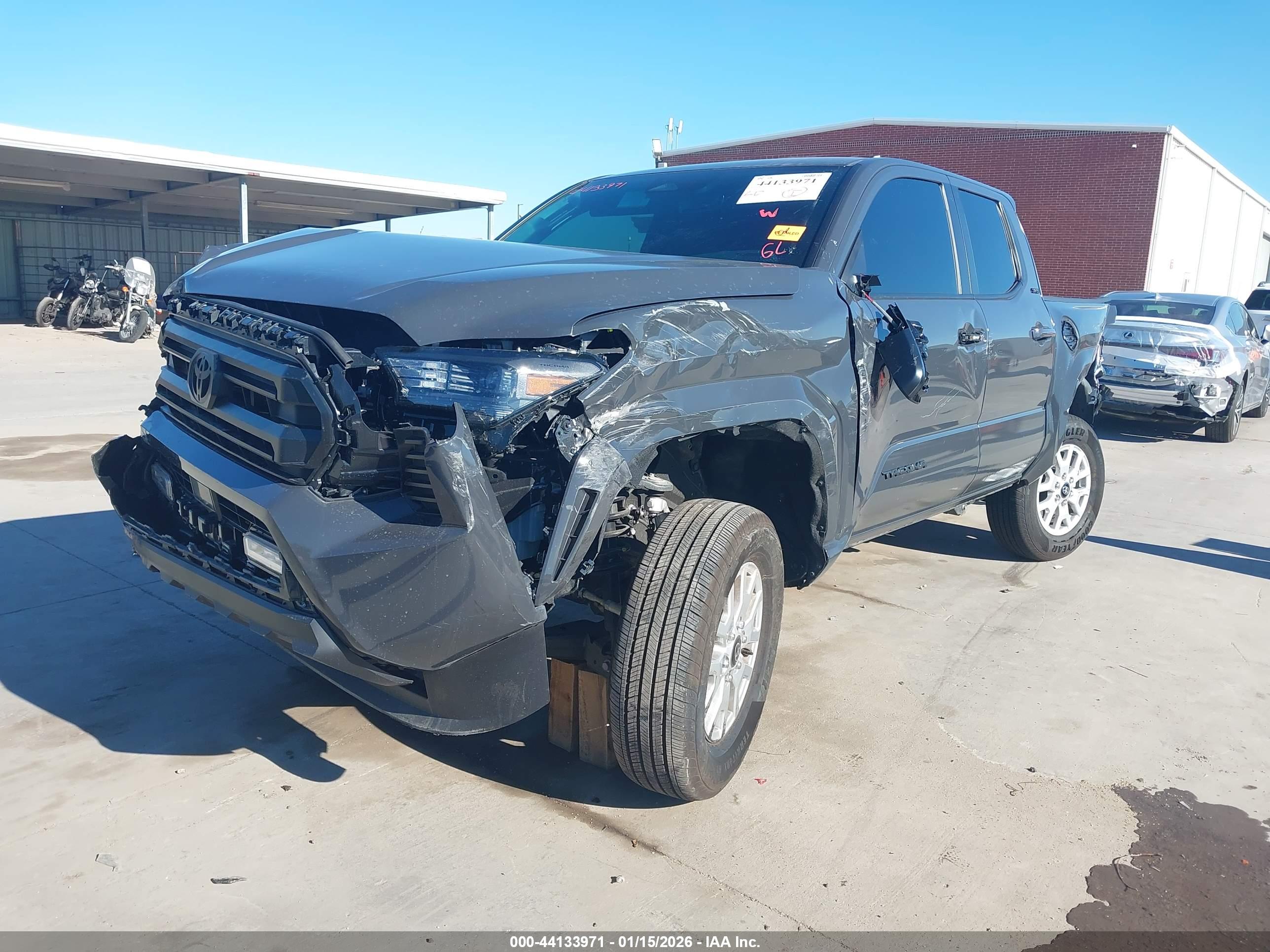TOYOTA TACOMA image 2