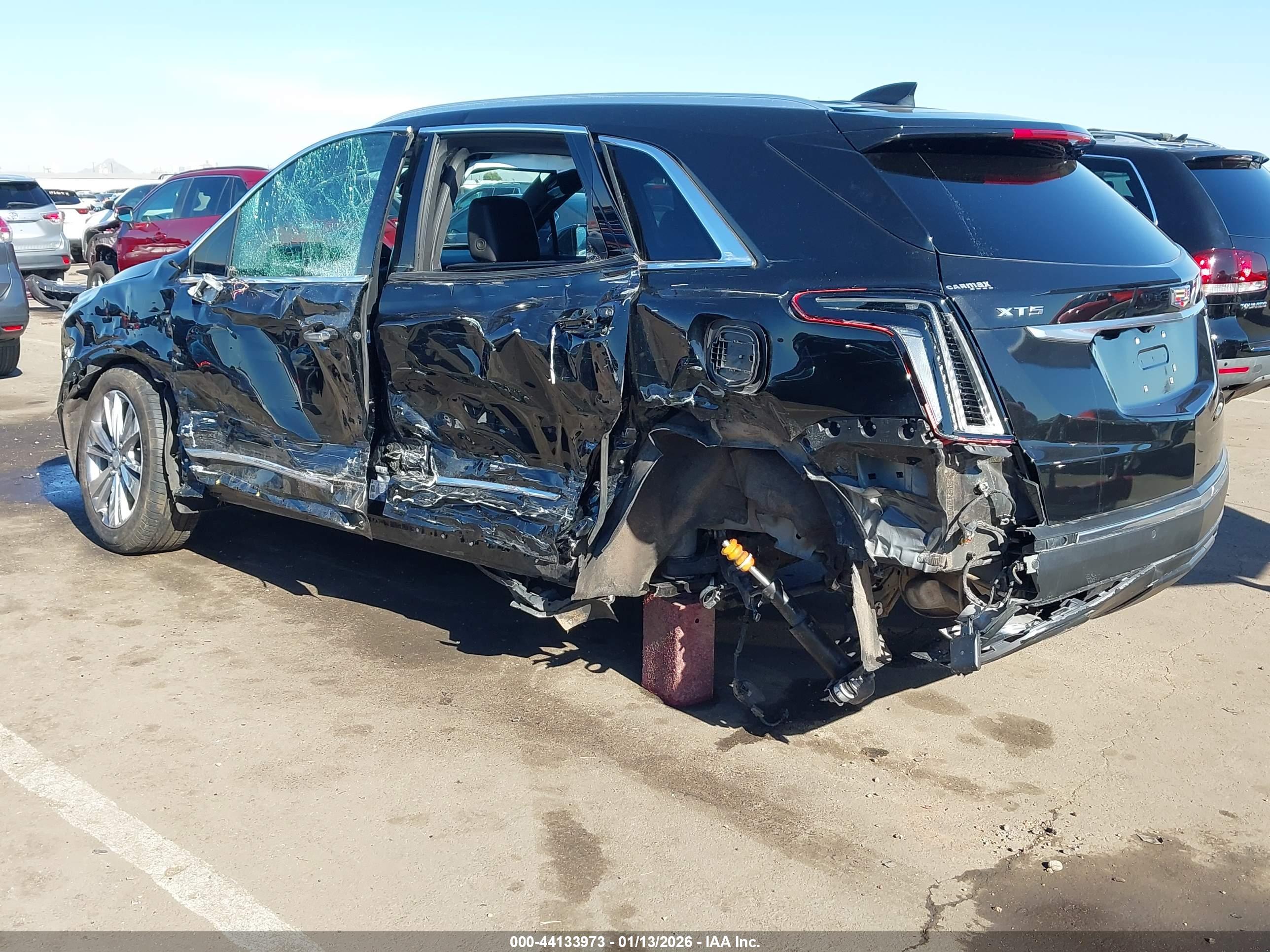 CADILLAC XT5 image 6