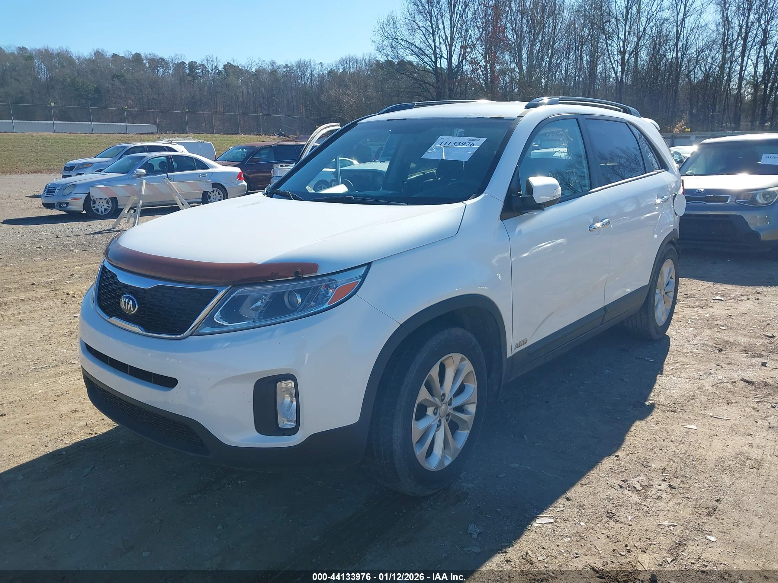 KIA SORENTO image 2