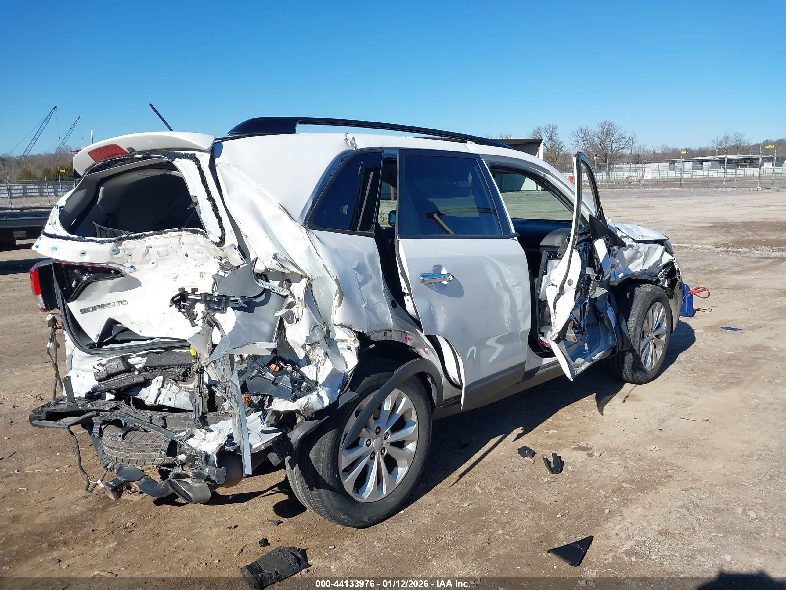 KIA SORENTO image 4