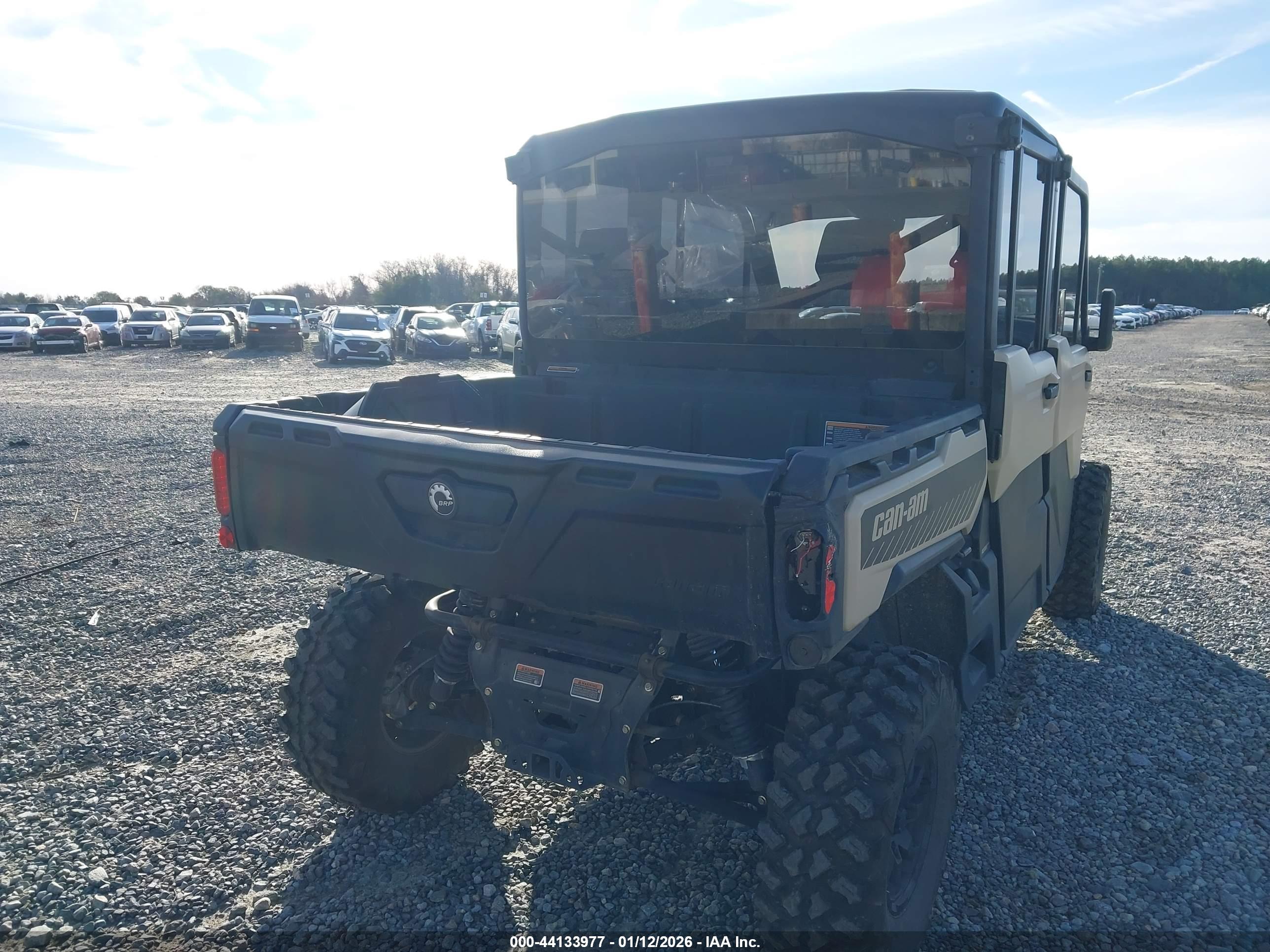 CAN-AM DEFENDER image 6