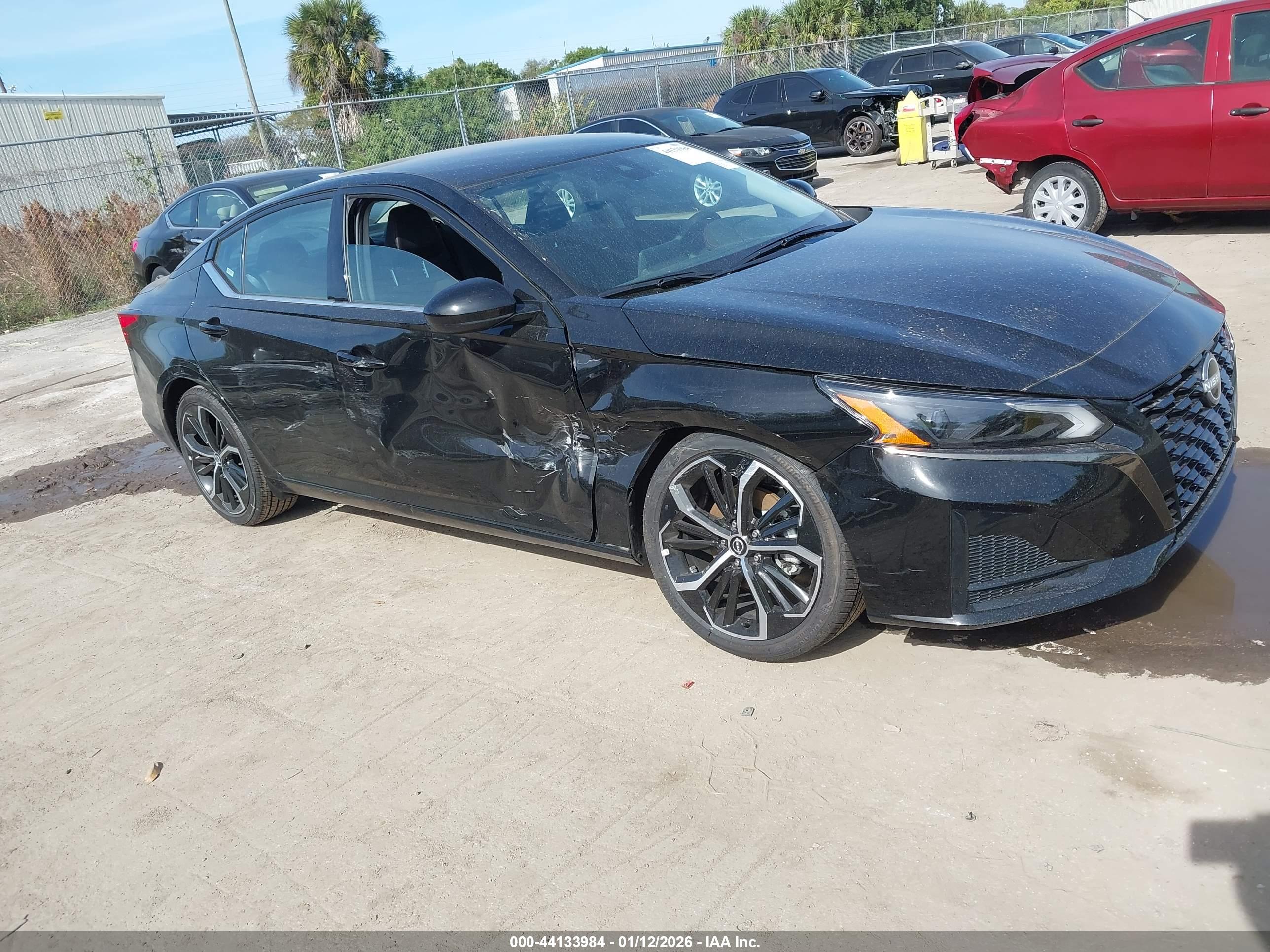 NISSAN ALTIMA image 6