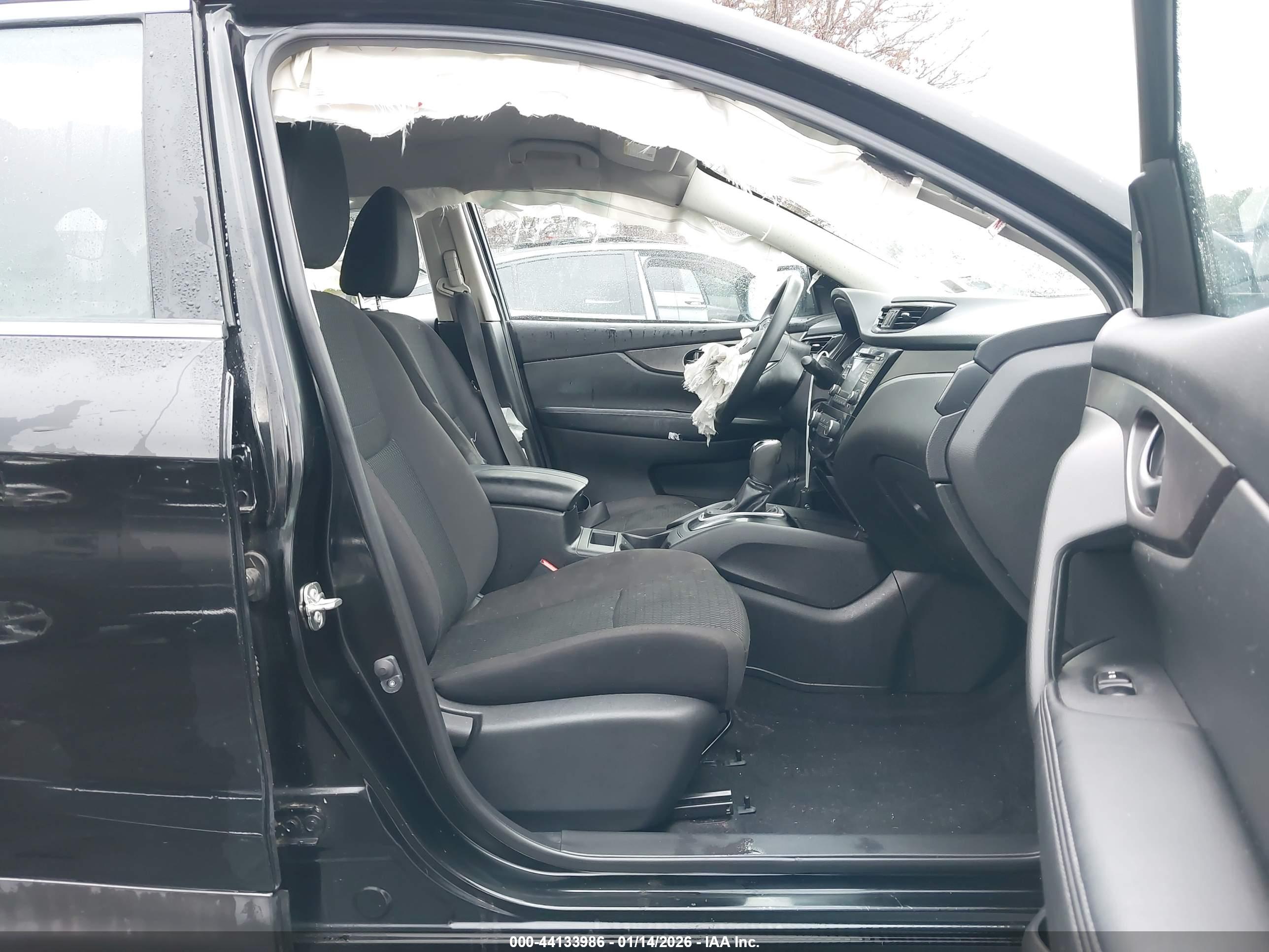 NISSAN ROGUE image 5