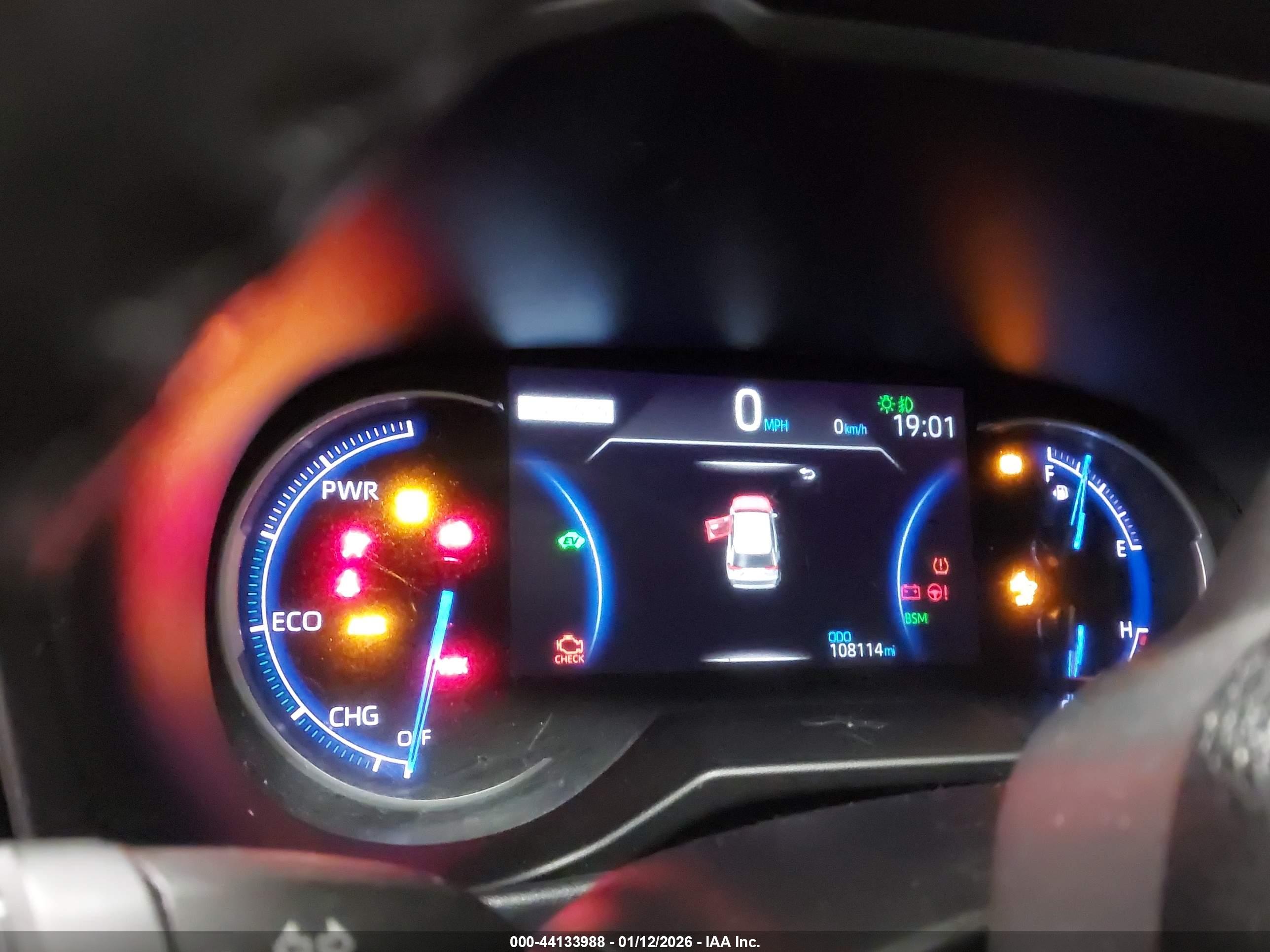 TOYOTA RAV4 image 7