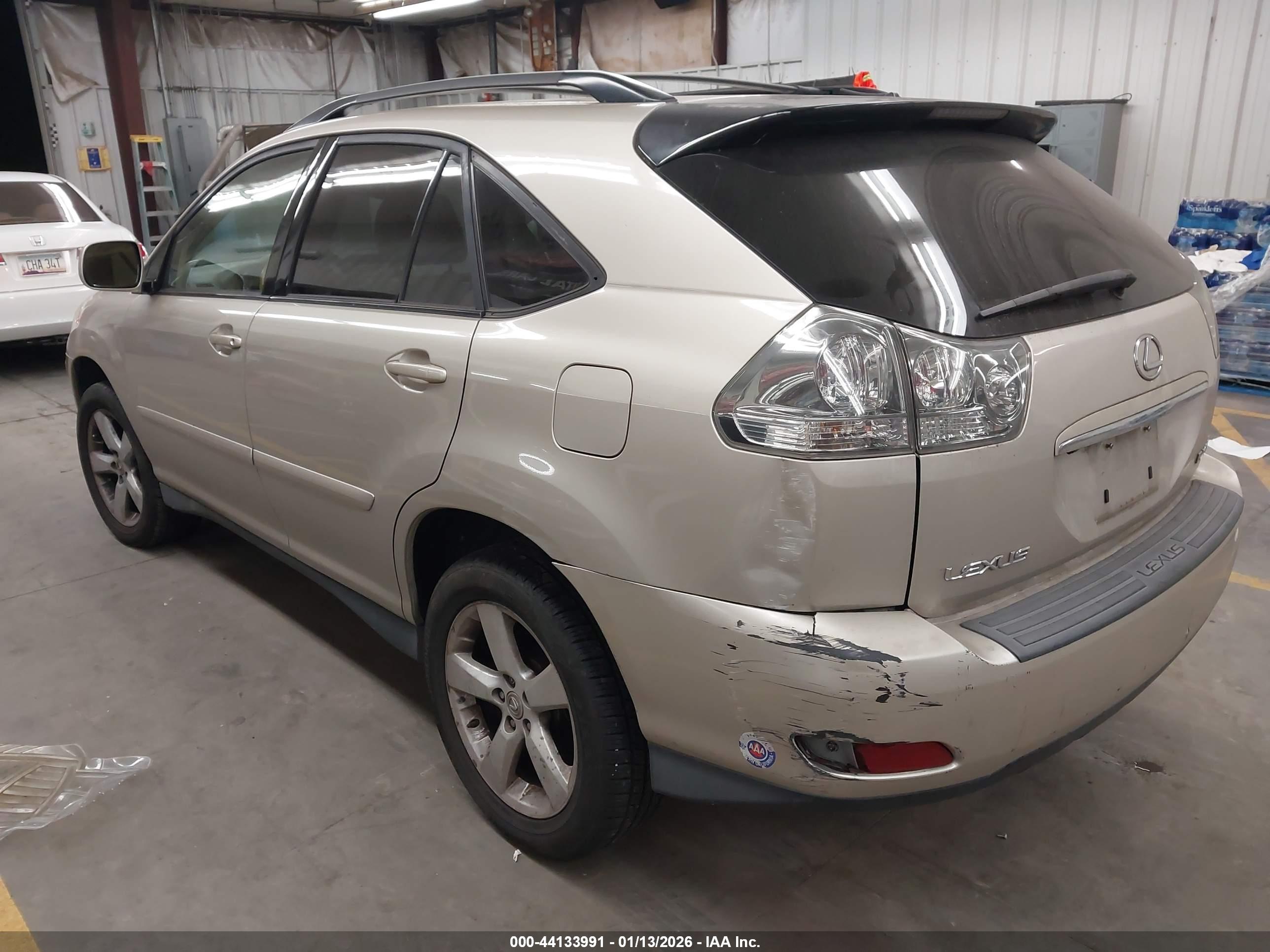 LEXUS RX image 3